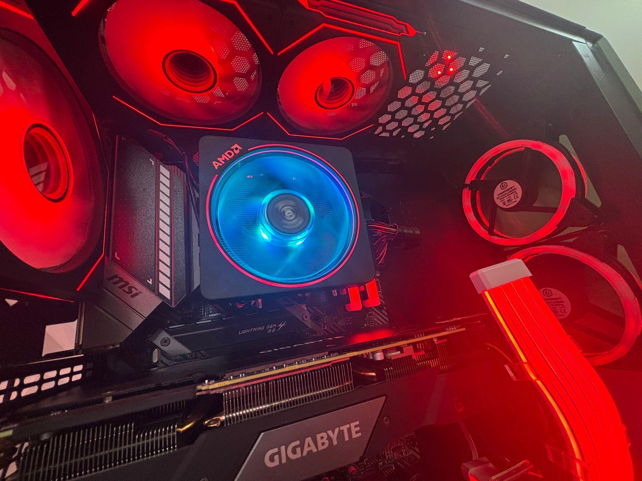 ⚪️ Clean White Gaming Rig | Ryzen 7 3700X | RTX 2070 Super | 32GB RAM | 1TB SSD