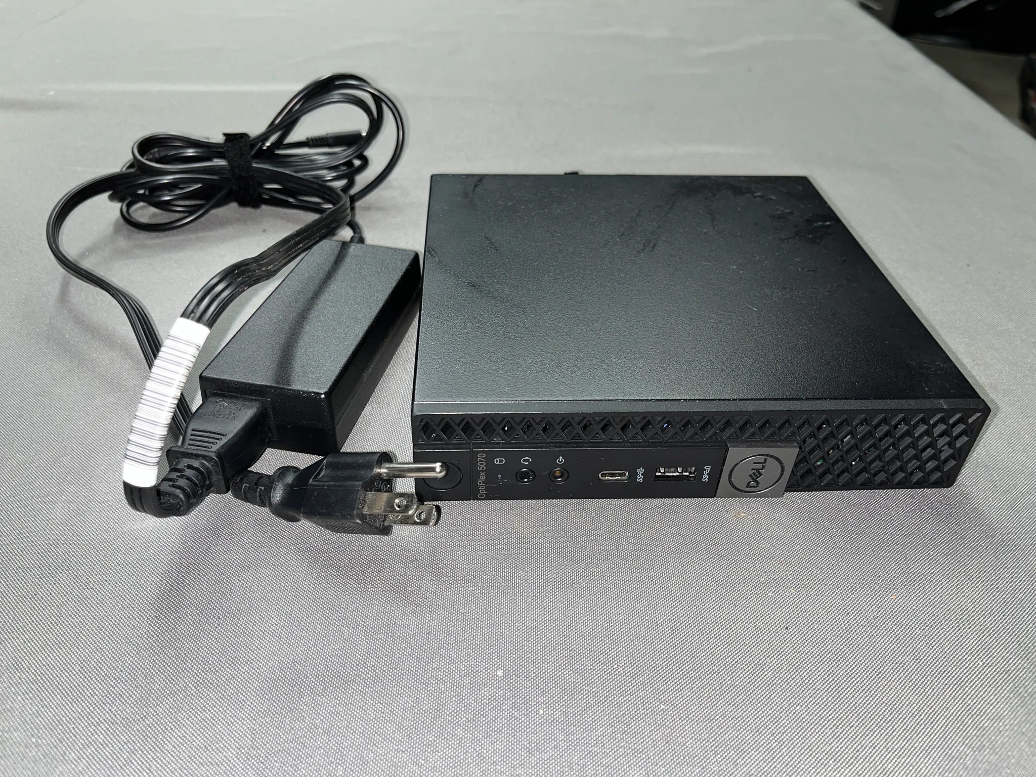Dell OptiPlex 5070 Micro, Intel Core i5-8500T, 16GB RAM, 256GB SSD - Windows 11 Enterprise w/ AC