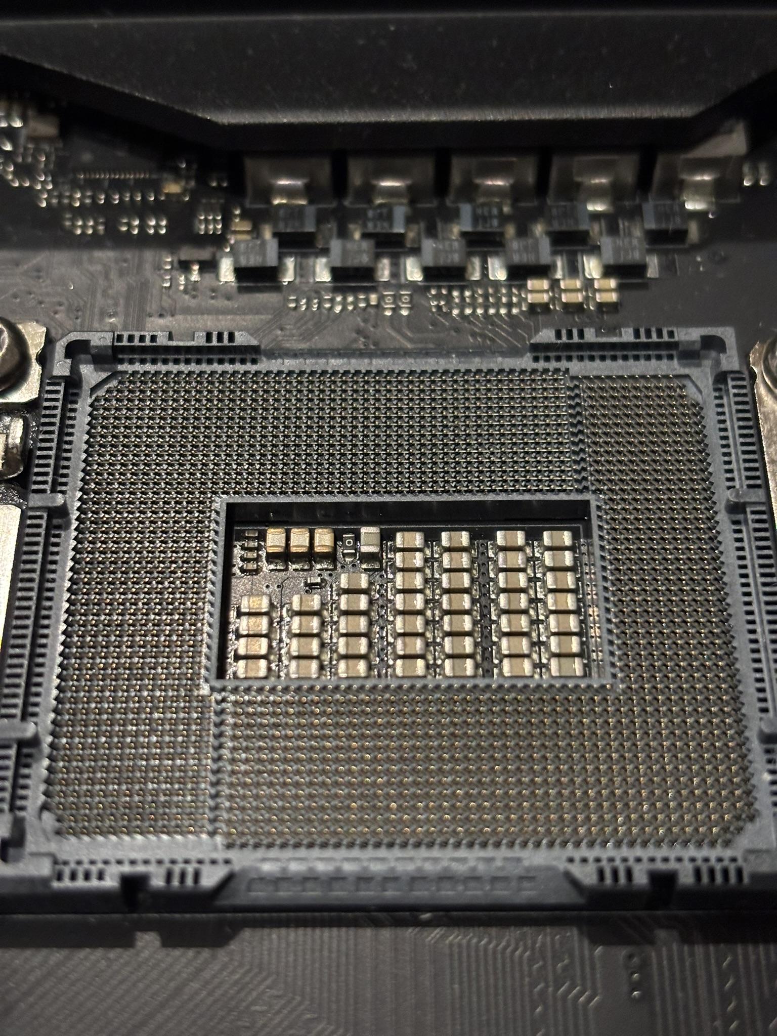 ROG Strix Z790-I Gaming Wifi
