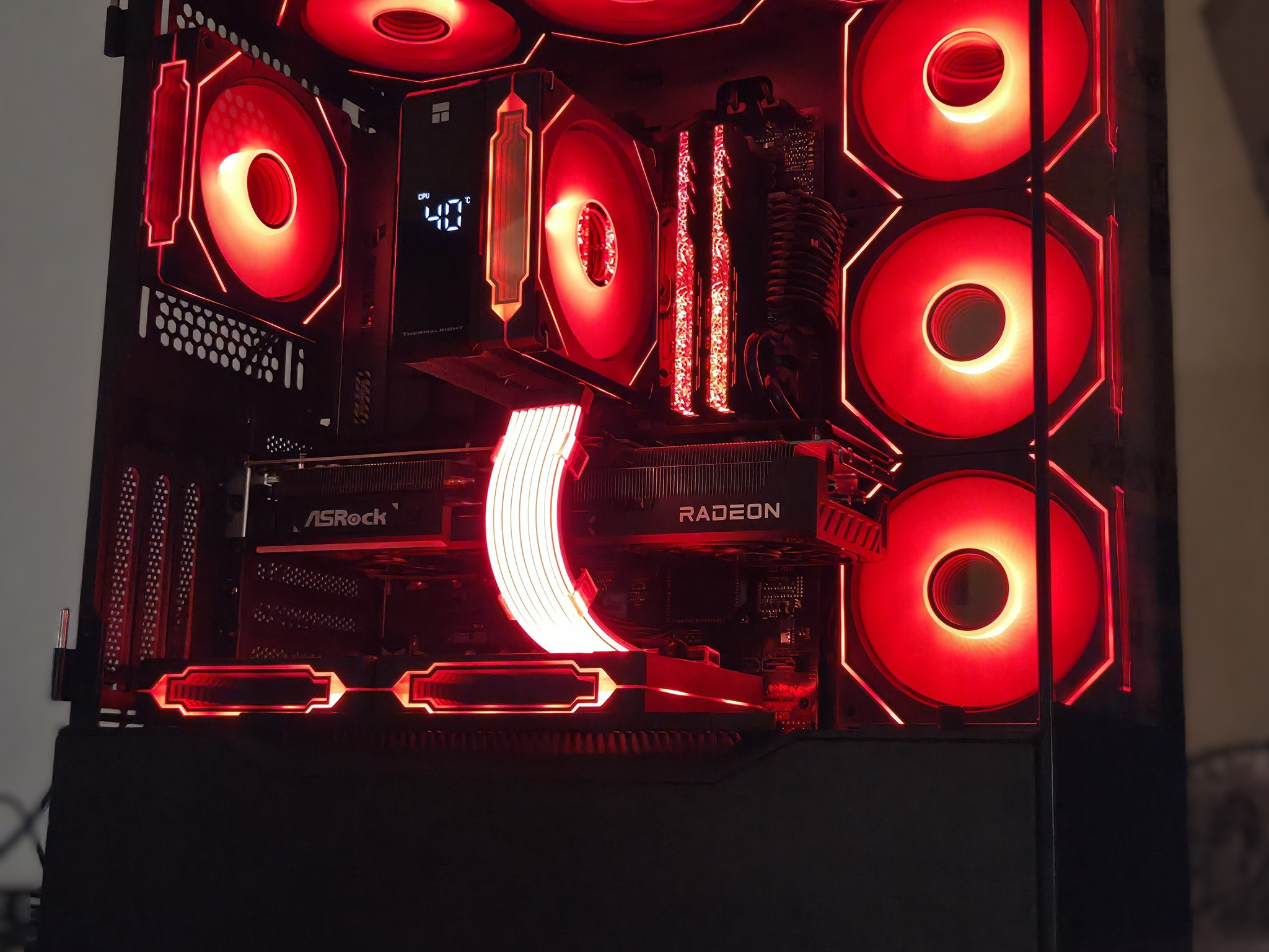 Dynamo!⚡– Ryzen 5 9600X • RX 9070 • 32GB DDR5 6000 • Temp Display • 1440p Gaming PC
