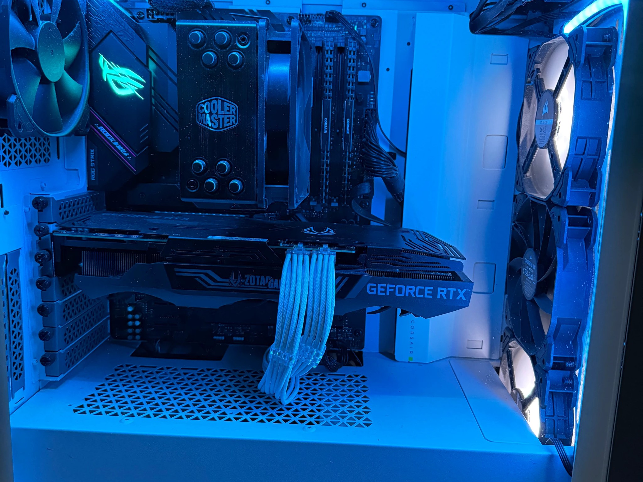 RTX 3080 Ryzen 7 5800X 6GB DDR4 RAM 3600 500GB M.2 SS Windows 11