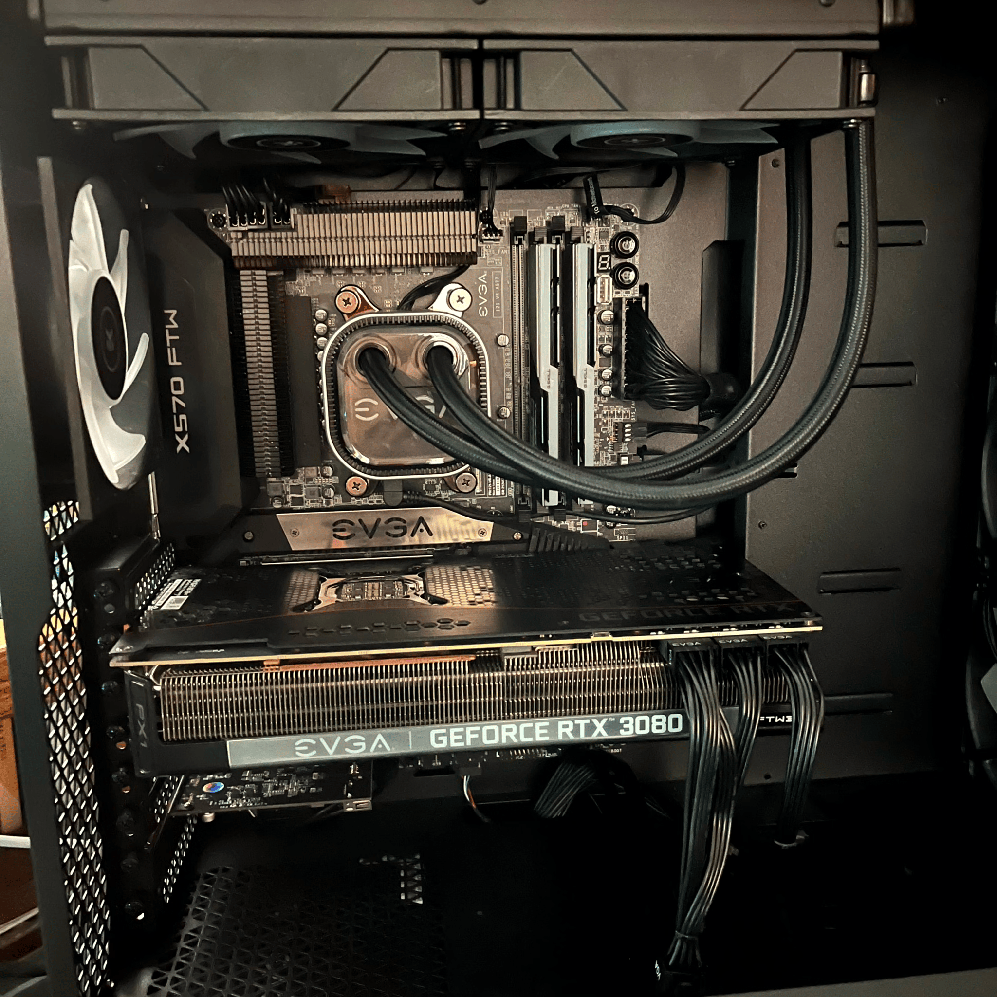 EVGA RTX 3080, Ryzen 7 5800X; 32G 3600Mhz RAM; EVGA AIO