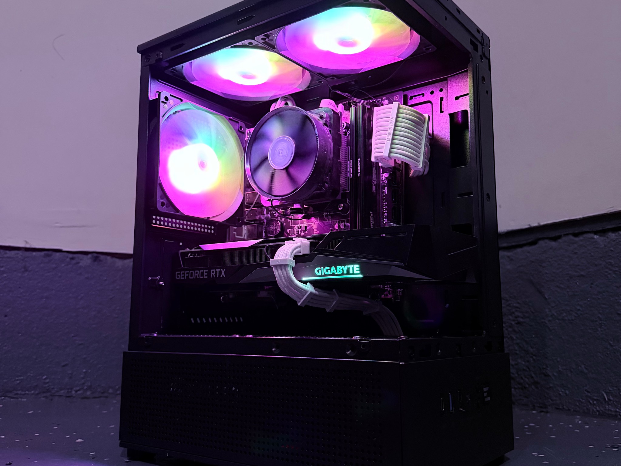 ⚫️"Phantom Flux"🌈| 1440p Gaming | RTX 3060 12GB | Ryzen 5 5600G | 32GB Ram | 1TB SSD