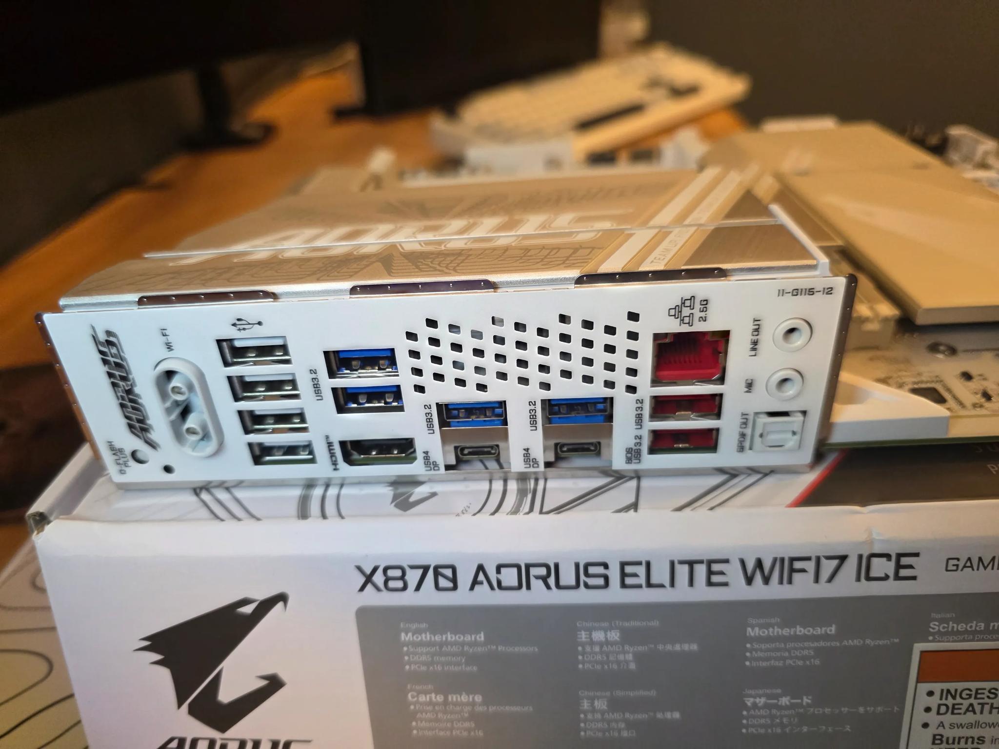 GIGABYTE X870 AORUS Elite WIFI7 ICE AMD AM5 Motherboard, ATX, DDR5, PCIe 5.0, 2.5GbE LAN
