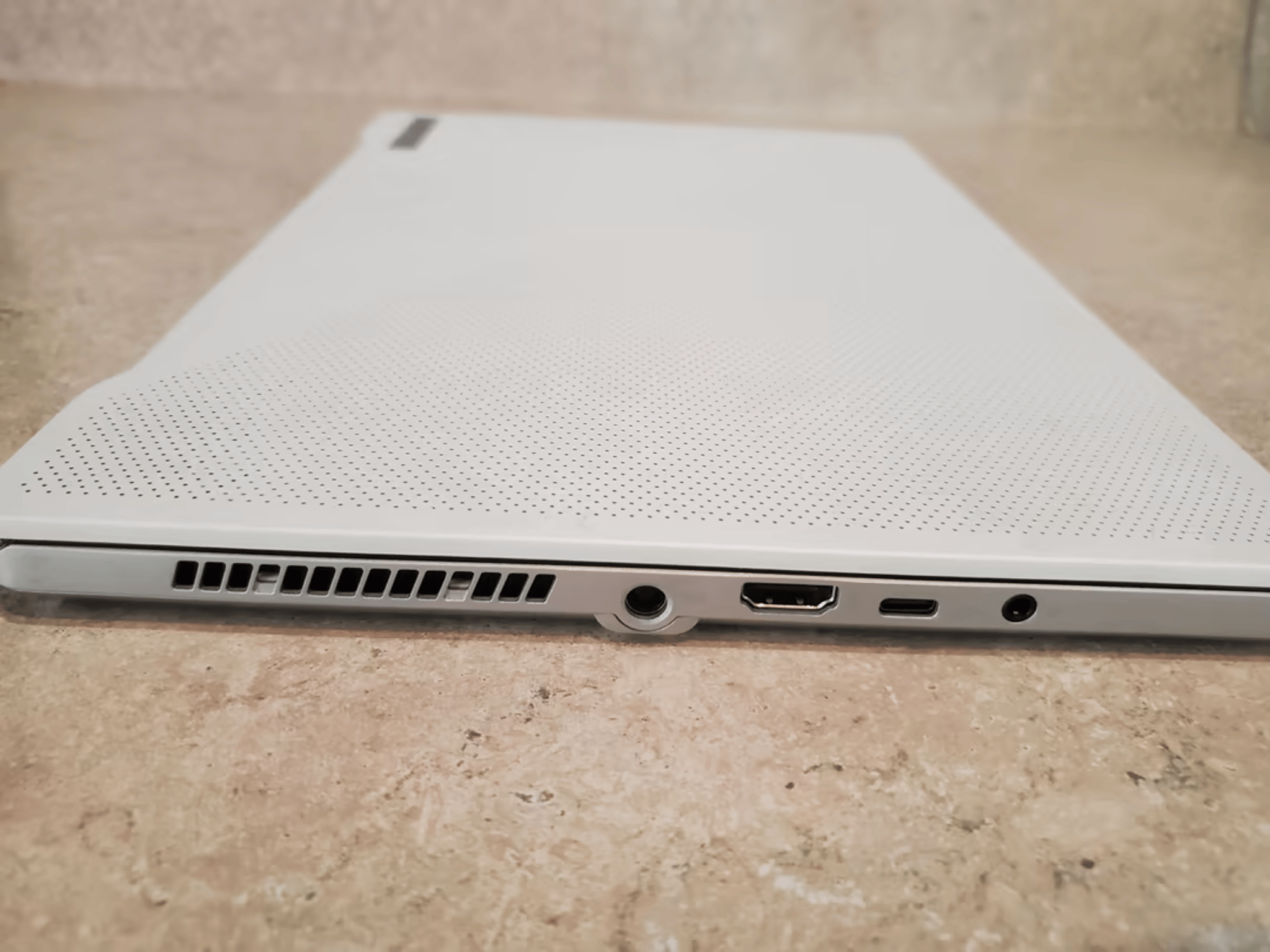 Asus Rog Zephyrus Ryzen 9 Gaming Laptop