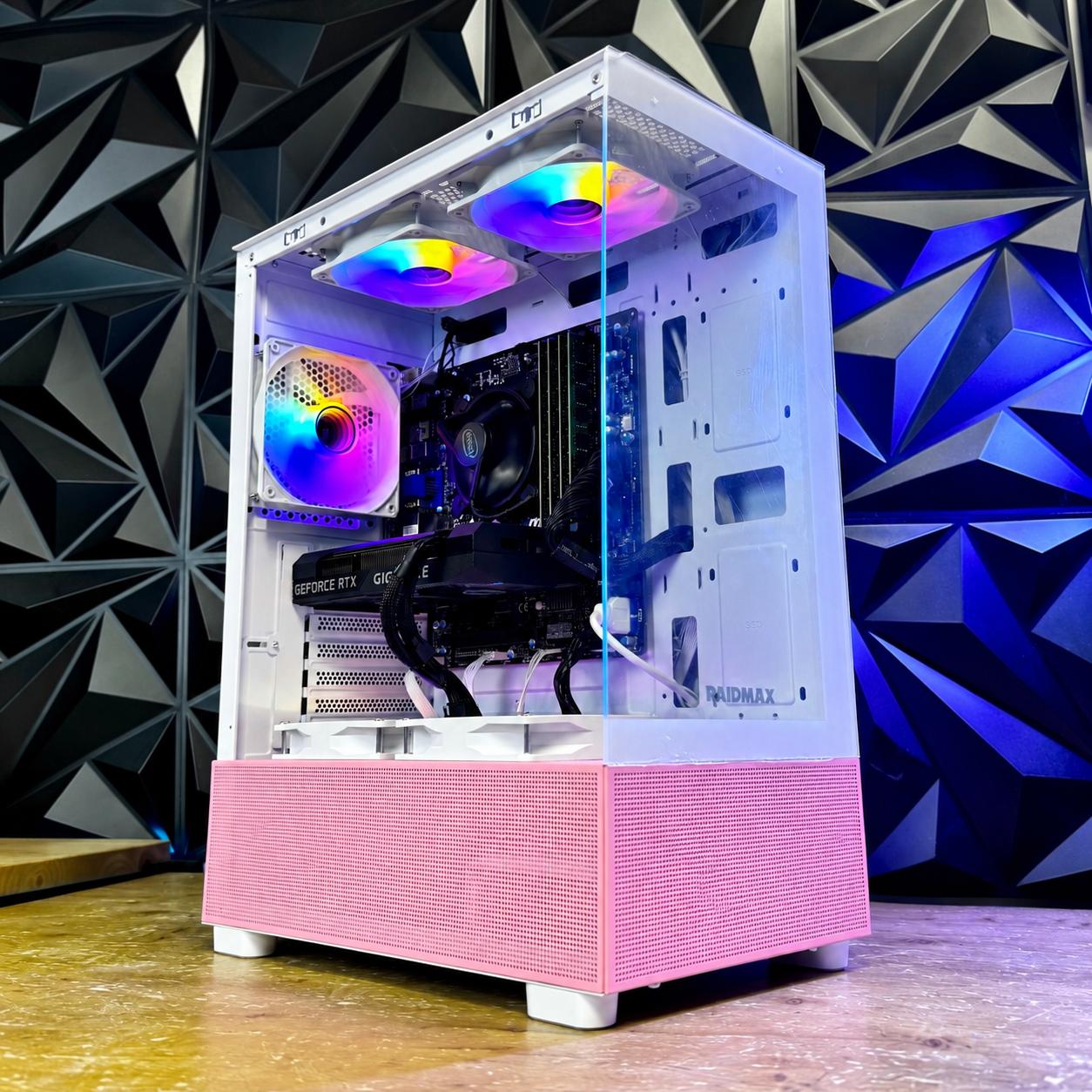 Nvidia RTX 4060 | Intel core i7 3.4ghz | 32GB RAM | 500GB SSD | Wi-Fi/BT | Win 11 - PINK Gaming PC