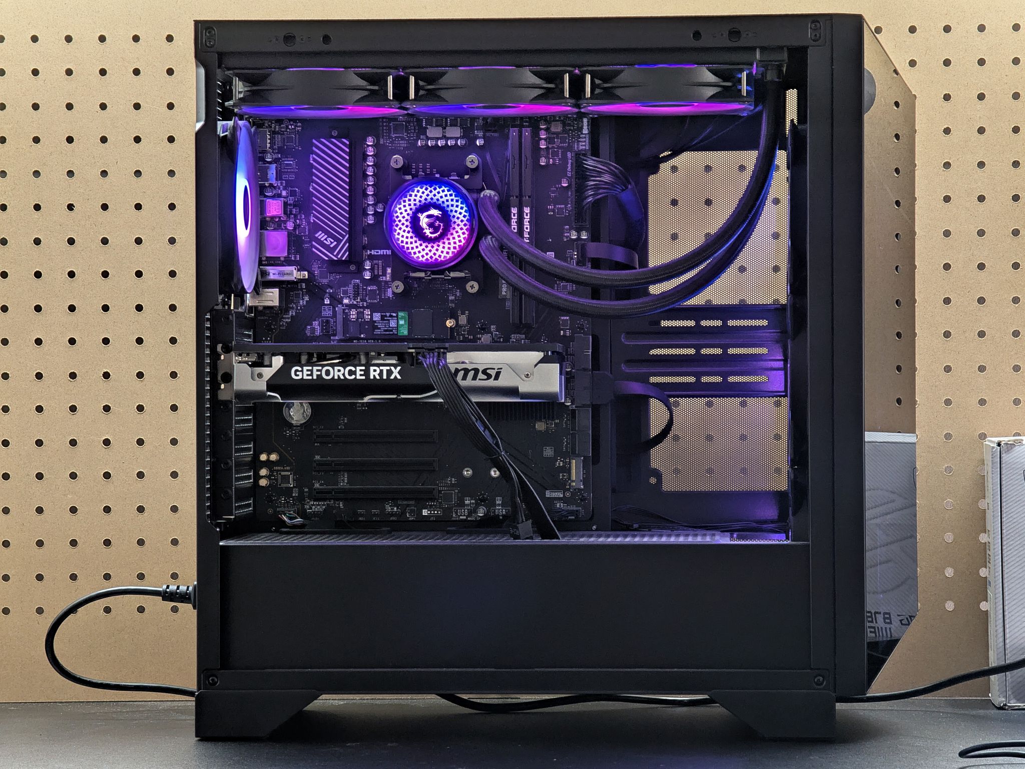 High-End Gaming PC — RTX 5060 Ti / Ryzen 9 7900X / 32GB DDR5**