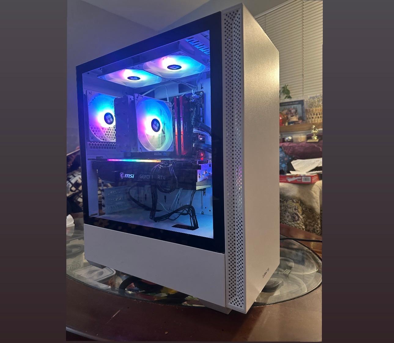 HIGH 1440p - RTX 3070 Ti + i5-14400F - 32 GB DDR5 - 1 TB Storage