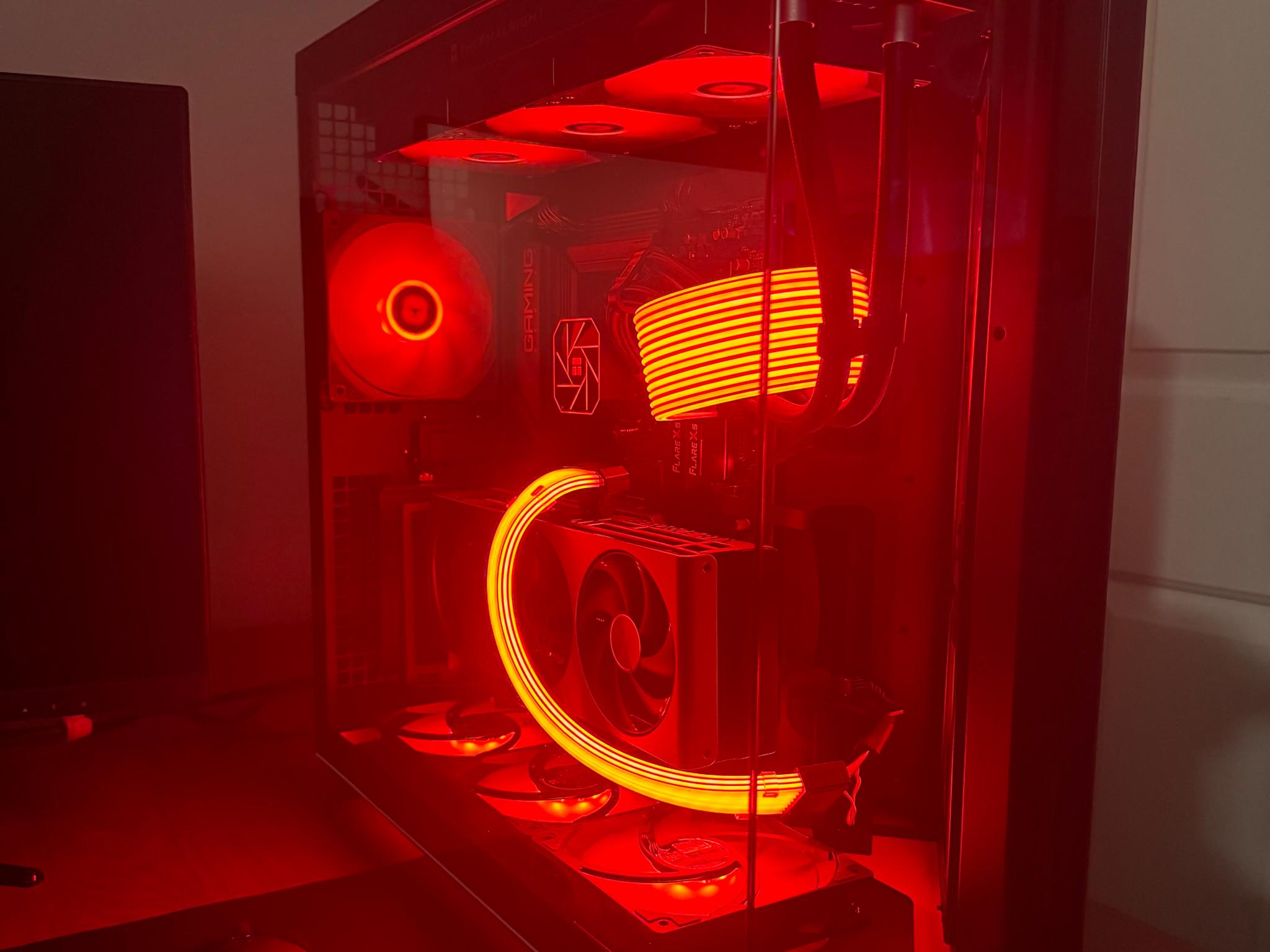 RTX 5080 - Ryzen 7 9700x - 32GB 6000mt/s DDR5 - 3TB of nvme SSD - Stream/gaming/creator ready