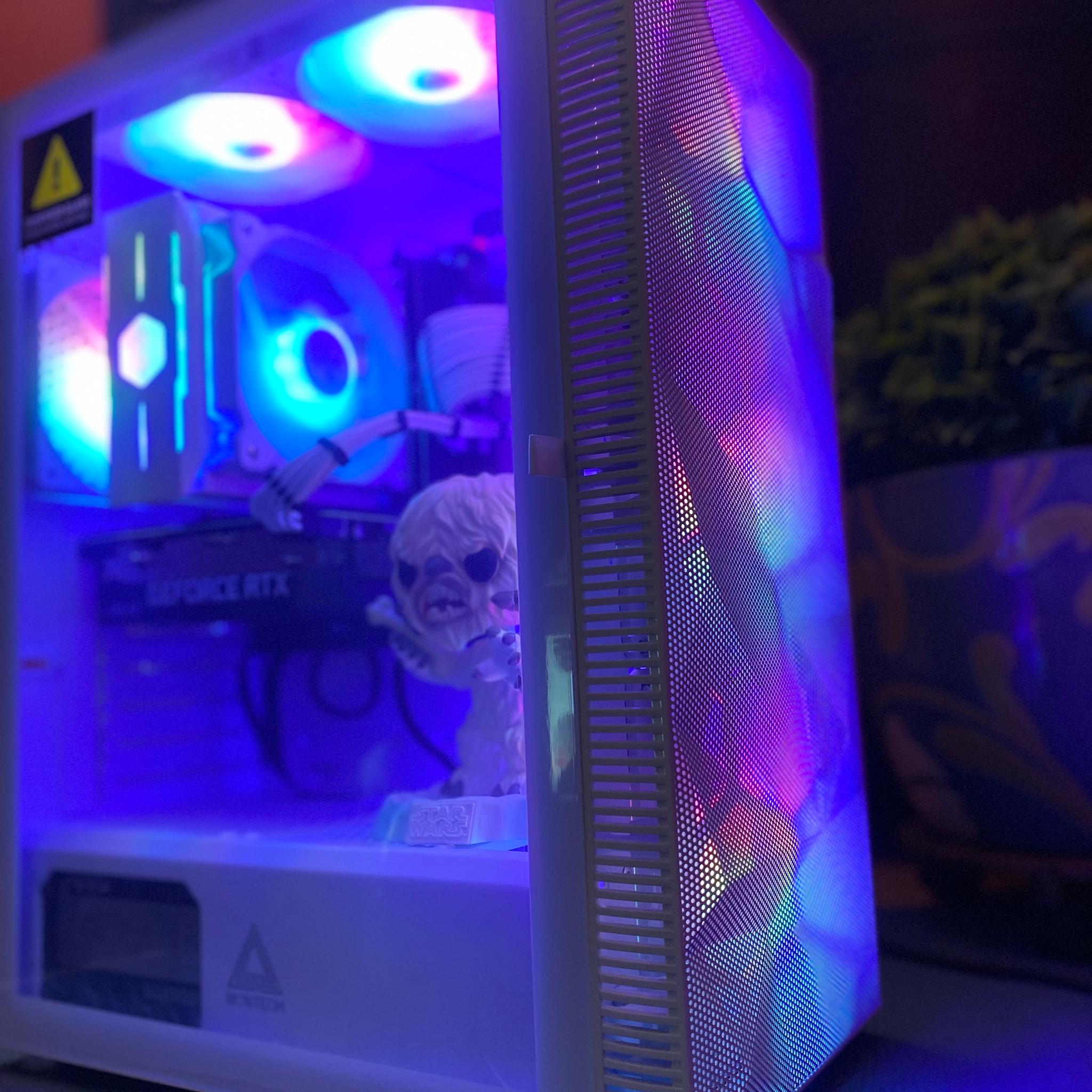 "Star Wars" Customized PC|RTX 3060 12GB|Ryzen 5 3600|32GB DDR4 RAM|700w PSU|1TB SSD|Windows 11 Pro
