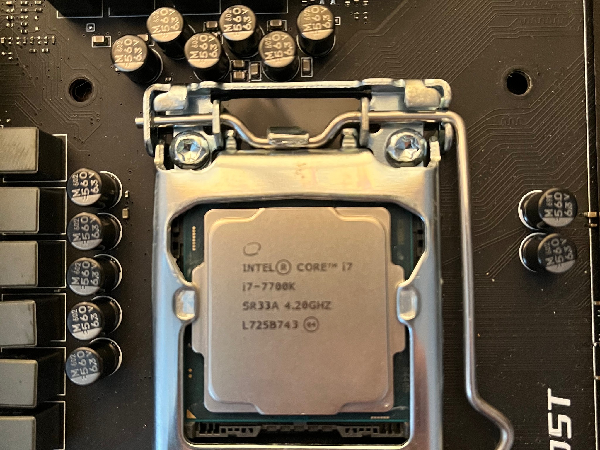 MSI Z270 SLI PLUS | I7-7700K | 16GB 3200MHz DDR4 | Latest BIOS | I/O Shield & Original Accessories