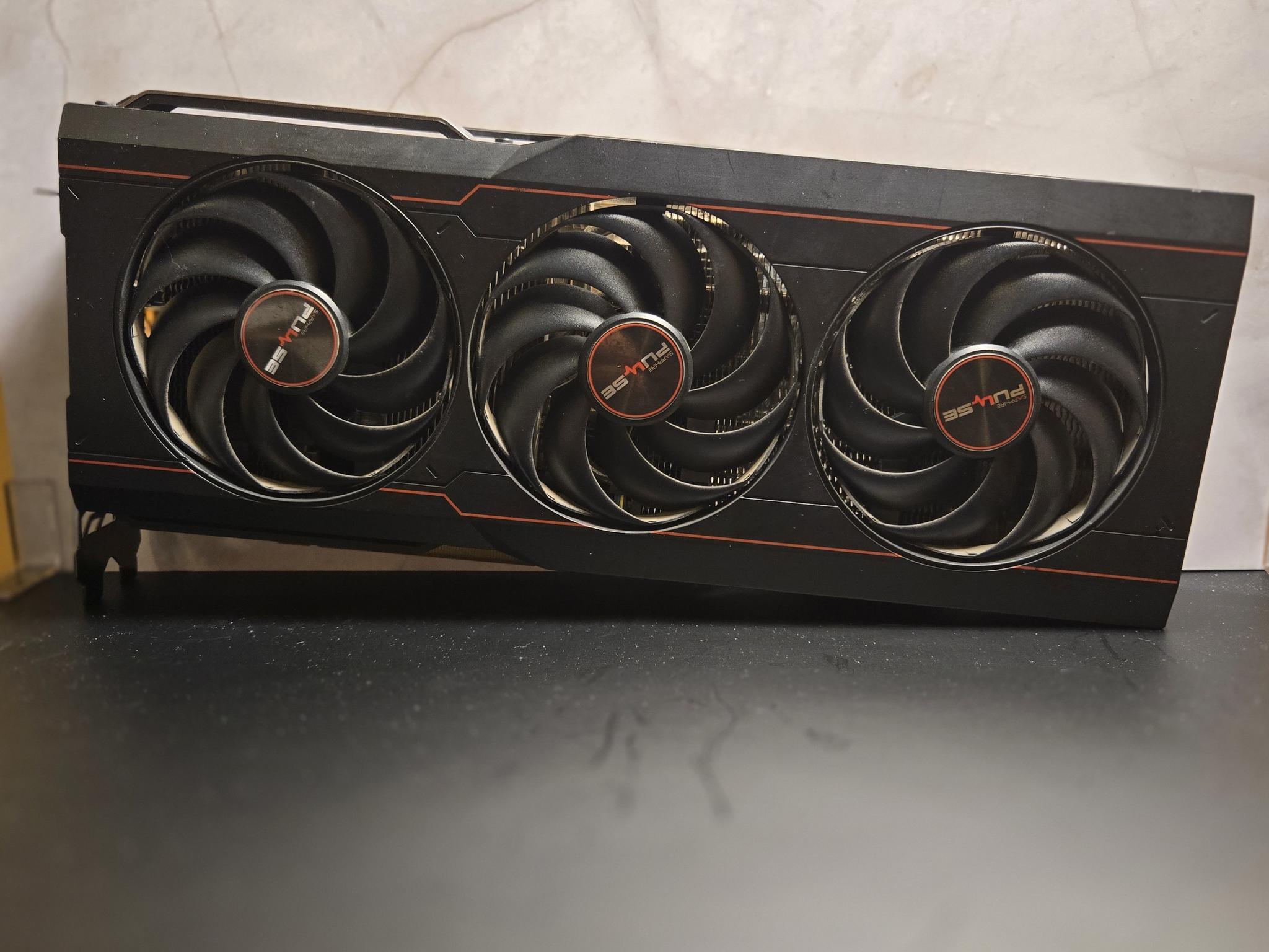 Sapphire Pulse RX 6800XT 16GB Scuff/Scrape