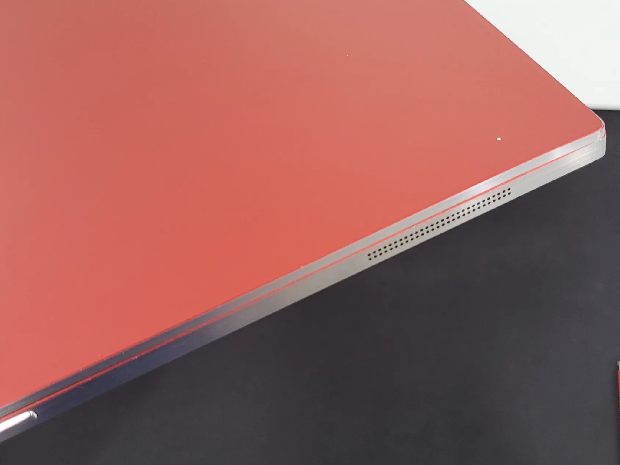 Samsung Galaxy 13.3" 4K Touch-Screen Chromebook Intel Core i5 8GB RAM 256GB SSD Fiesta Red