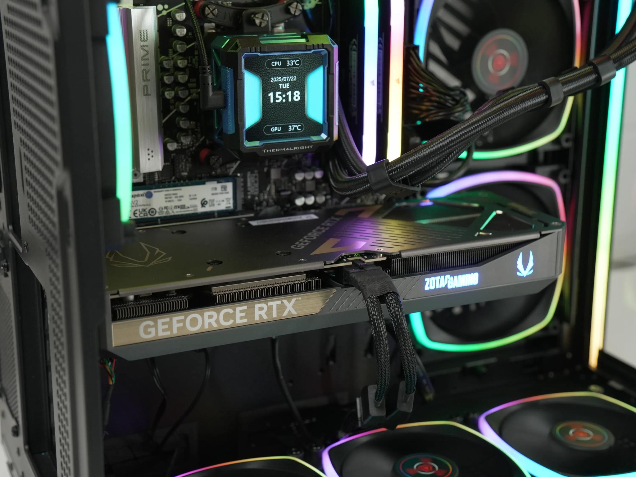 RTX 5070 Gaming PC | RYZEN 7 7700X | 32GB DDR5 | 2TB SSD | WiFi & BT |