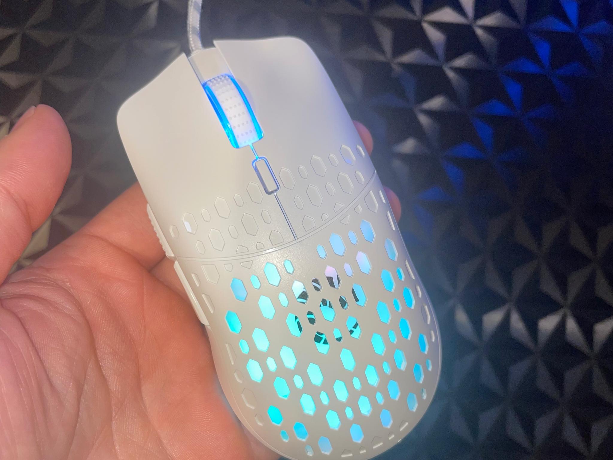White RAIKU G701 Wired Gaming Mouse - RGB