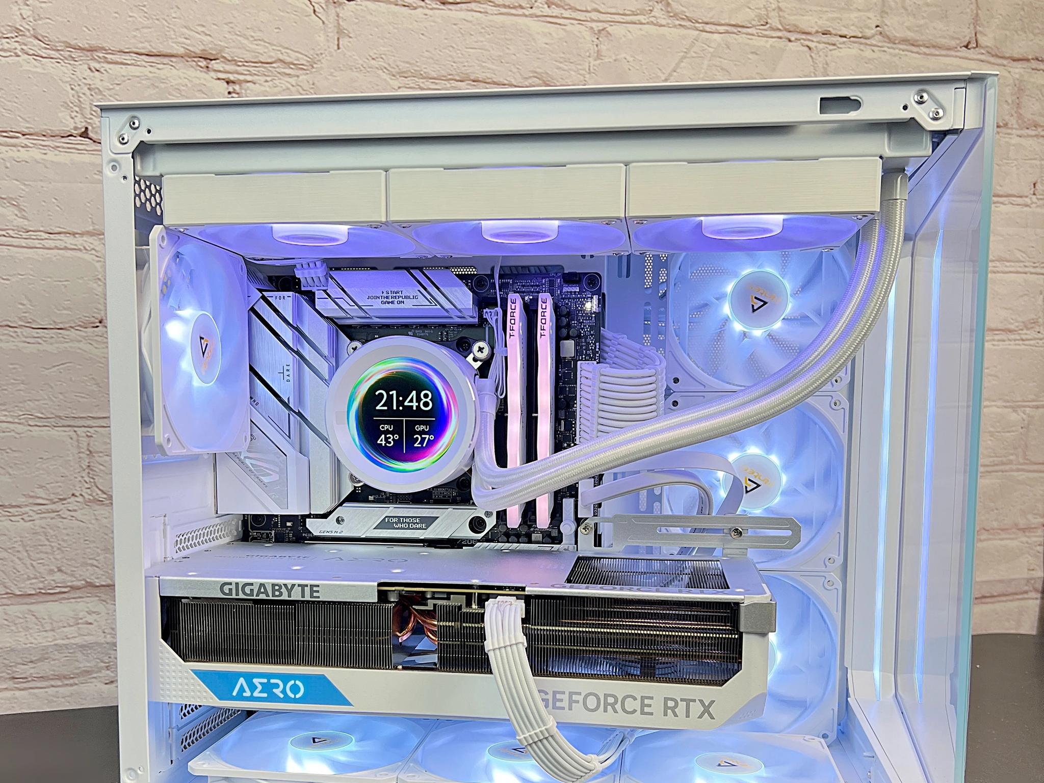 RTX 4080 Aero OC Ryzen 7 7800X3D 32GB DDR5 RAM 4TB M.2 Gaming PC 🤯
