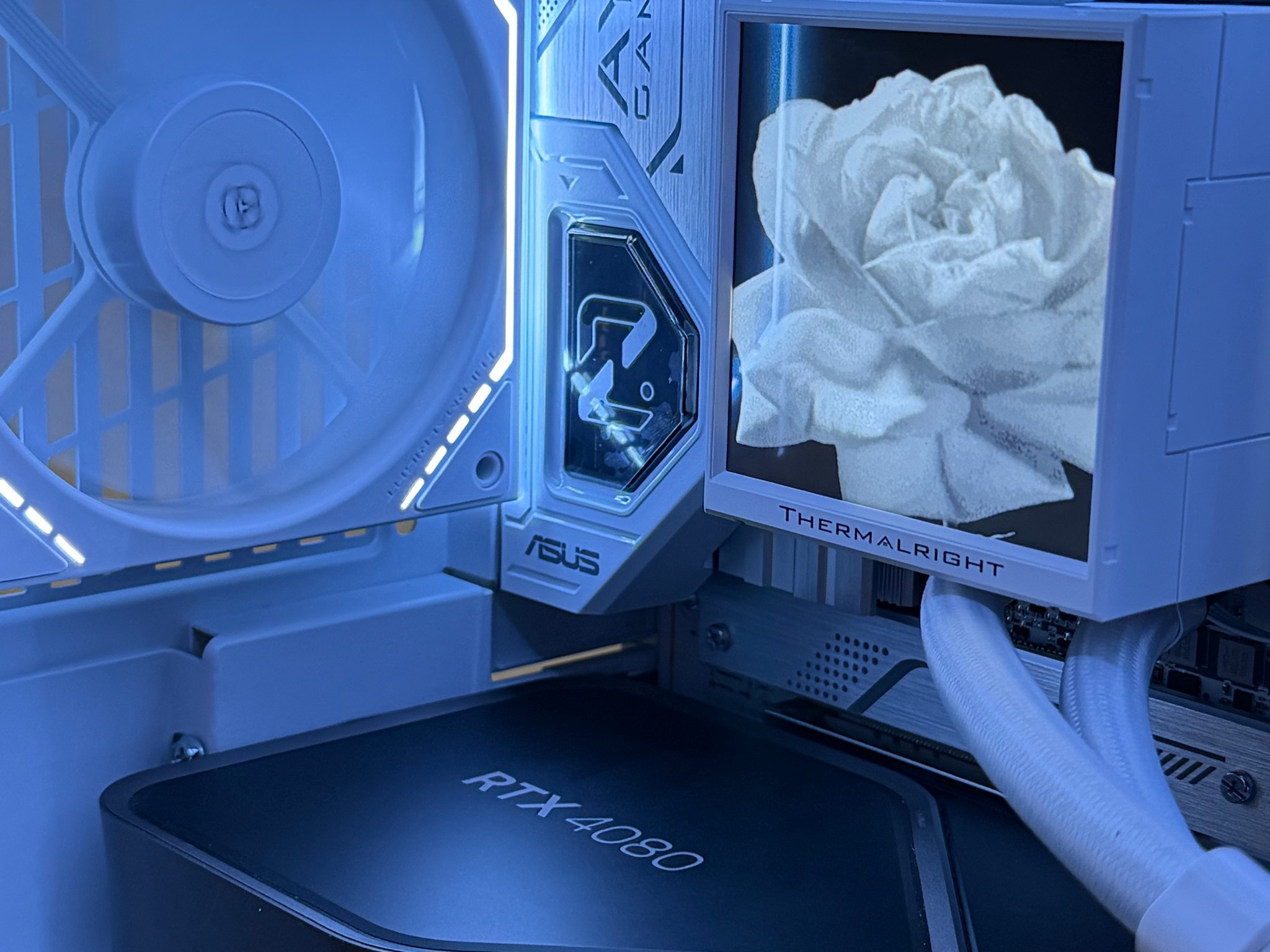 Premium White Gaming PC - RTX 4080 FE 16GB | Ultra 7 265K (20 Cores) | 32GB DDR5 | 2TB Gen4 NVMe SSD