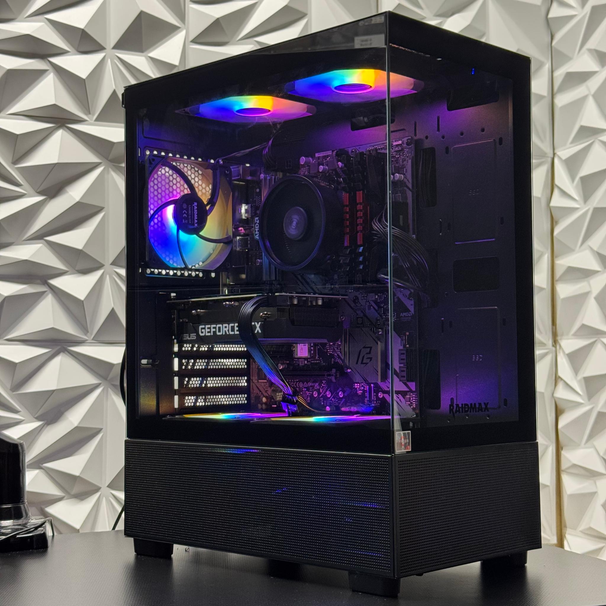 Rtx 3060 / Ryzen 5 5500 / 16GB 2666MHz / 500GB Crucial nvme ssd / B550 motherboard