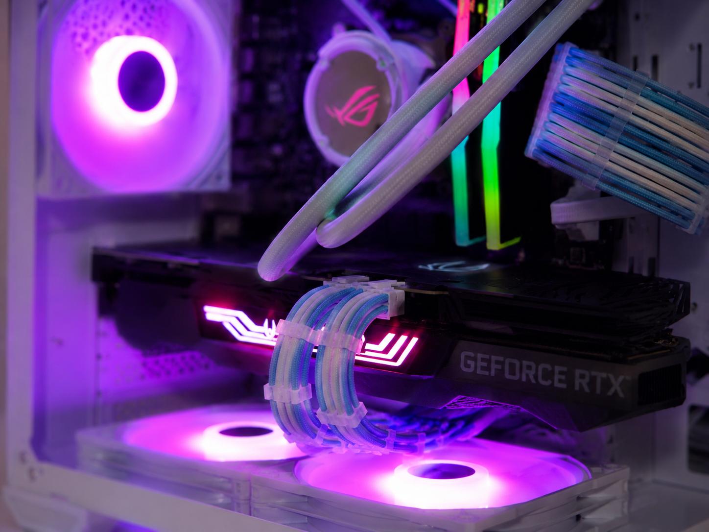 White gaming Pc | RTX 3080 10GB | 12600K | DDR4/5 |32GB RAM | 1TB | Windows 11 |