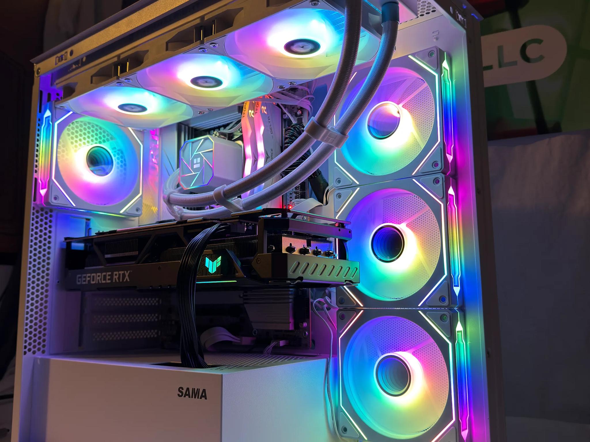 RTX 4090 Gaming PC with Ryzen 9 7950X3D
