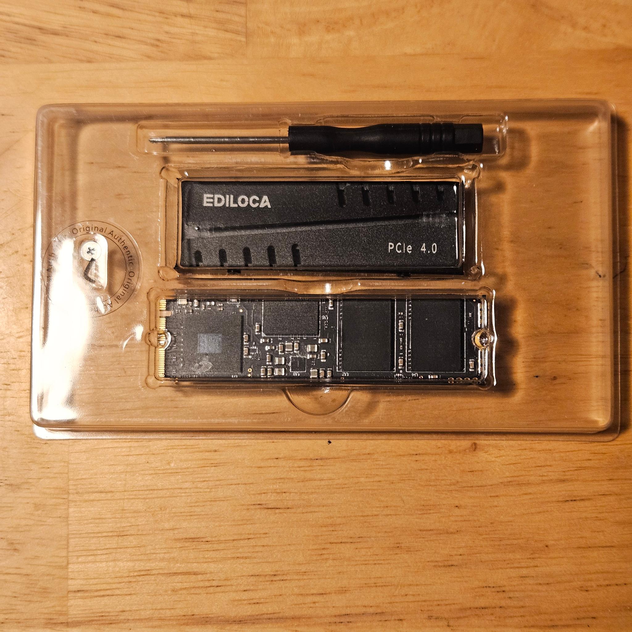 Ediloca EN 855 4TB SSD with DRAM Cache and Heatsink