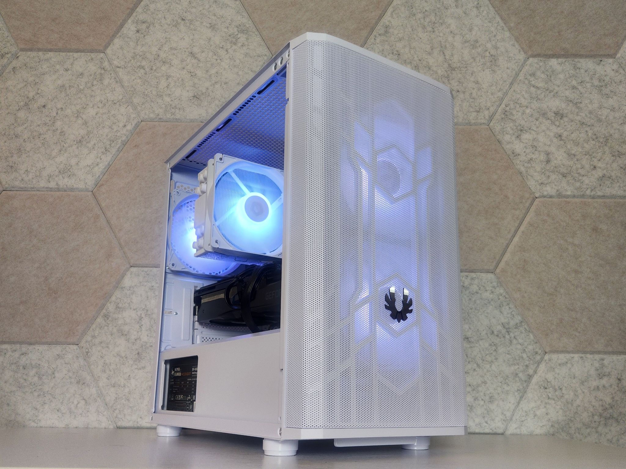 🧊❄️Arctic NVIDIA RTX 2070 | Ryzen 5 2600 | 16GB RAM | 500GB SSD | Wi-Fi + BT | Win11 | RGB