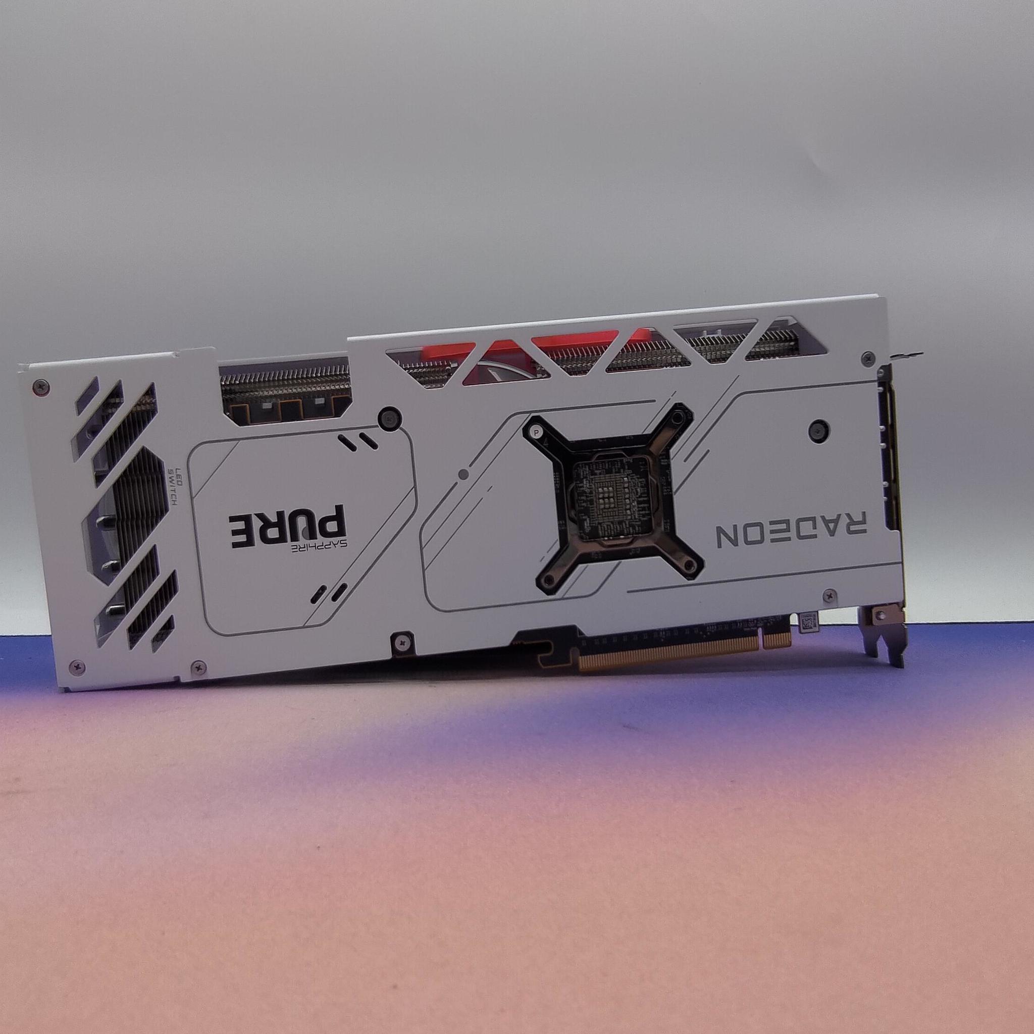Sapphire Pure RX 7900 GRE