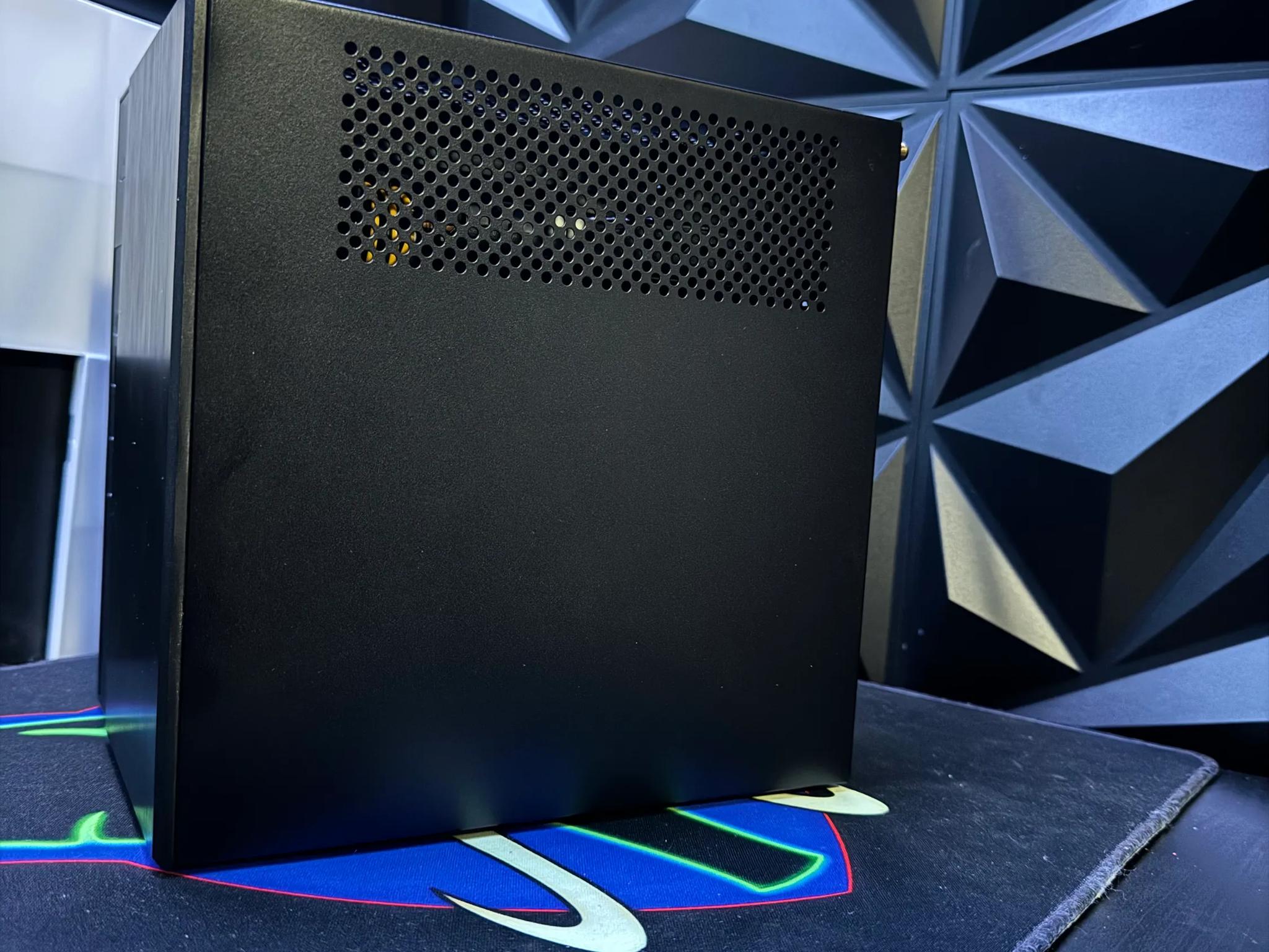 Mini Gaming PC Tusker Mini 4560 Ryzen 4500 RX 6600