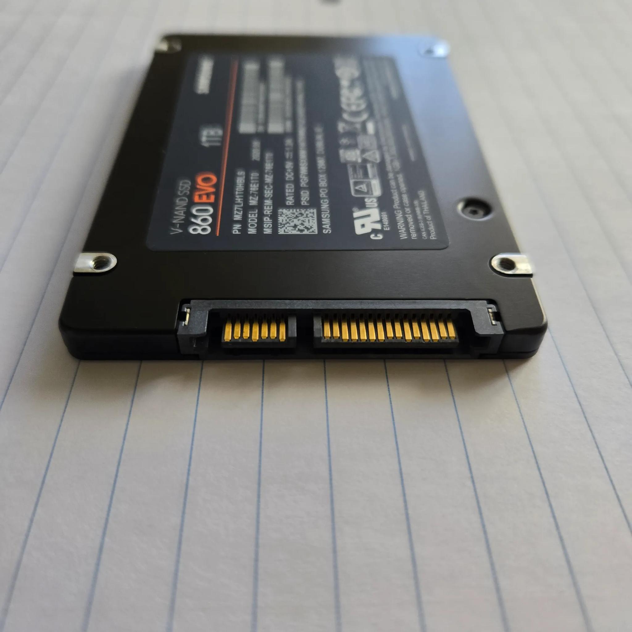 Samsung 860 Evo (1 TB, 2.5 inch, SSD)