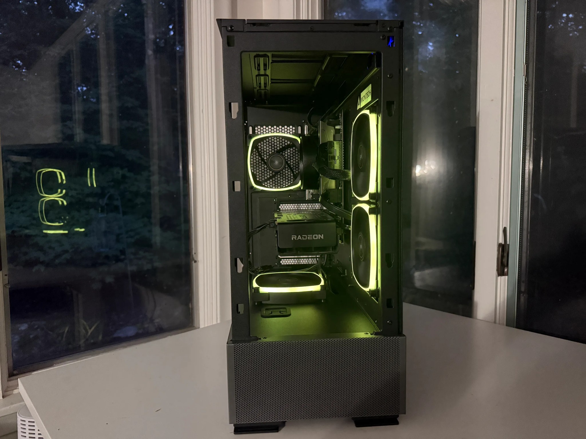 RX 6600XT / Ryzen 5 5500 | WIFI | 1TB HDD + SSD | 16GB Ram | Windows 11 Activated