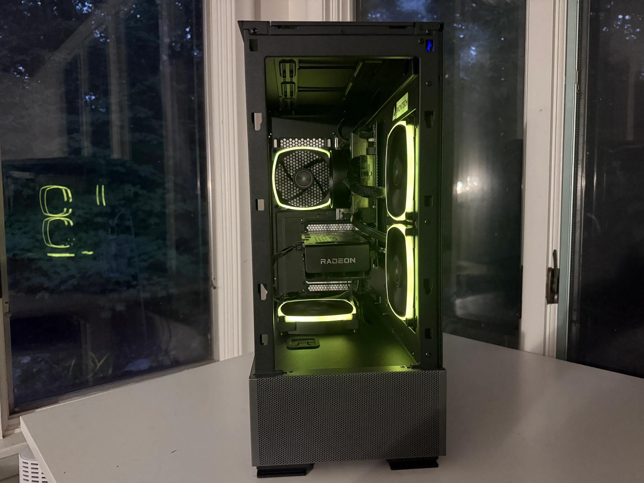 RX 6600XT / Ryzen 5 5500 | WIFI | 1TB HDD + SSD | 16GB Ram | Windows 11 Activated