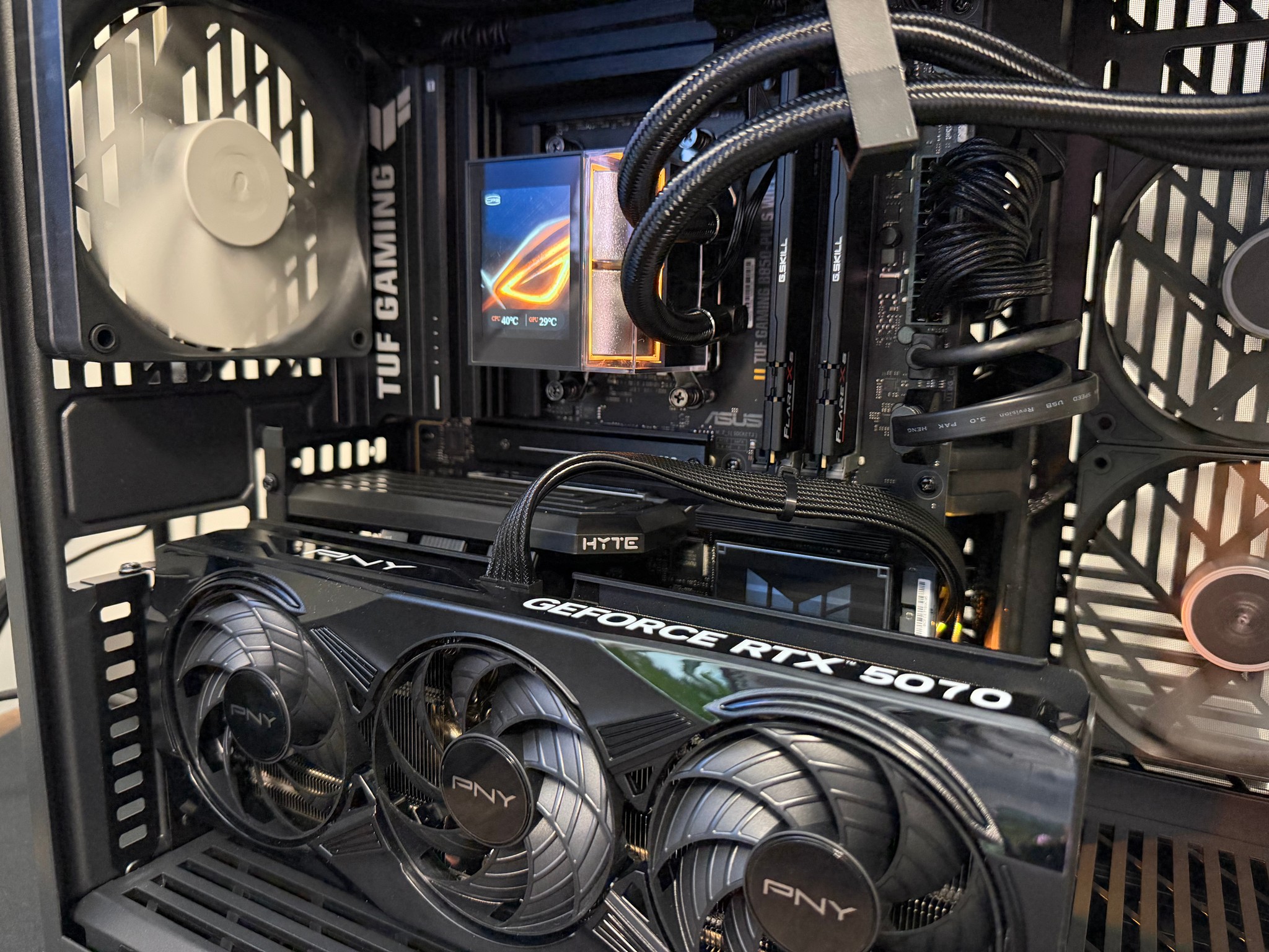 RTX 5070 12GB | Ryzen 5 7500X3D | 32GB 6000 | TUF B850-PLUS | 1TB NVMe | 360mm AIO | 850W PSU