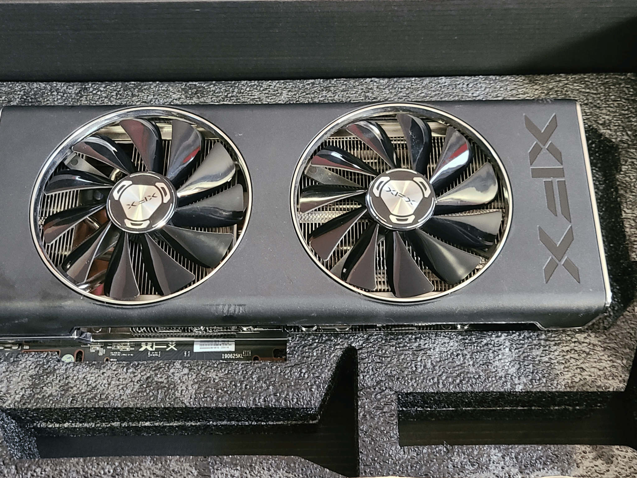 XFX AMD Radeon™ RX 5700 XT 8GB GDDR6 THICC II