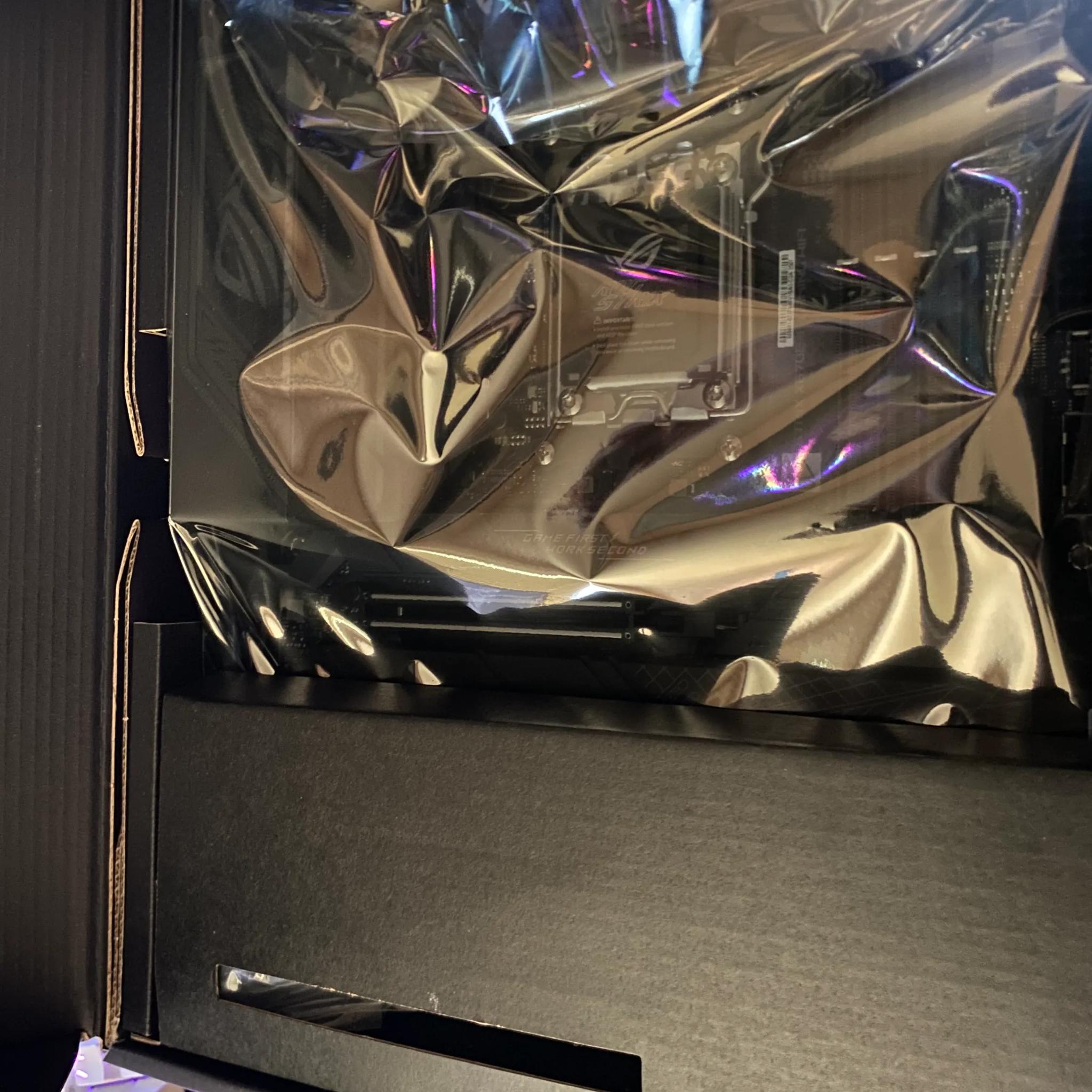 ROG STRIX X670E-F WIFI MOBO