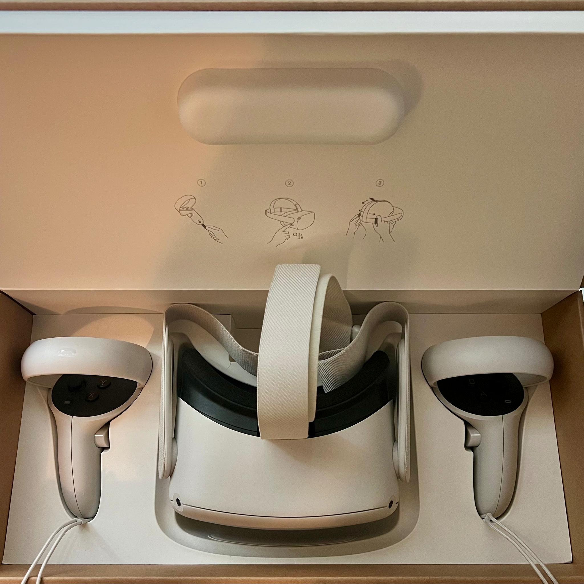 Oculus Quest 2 All-In-One Headset