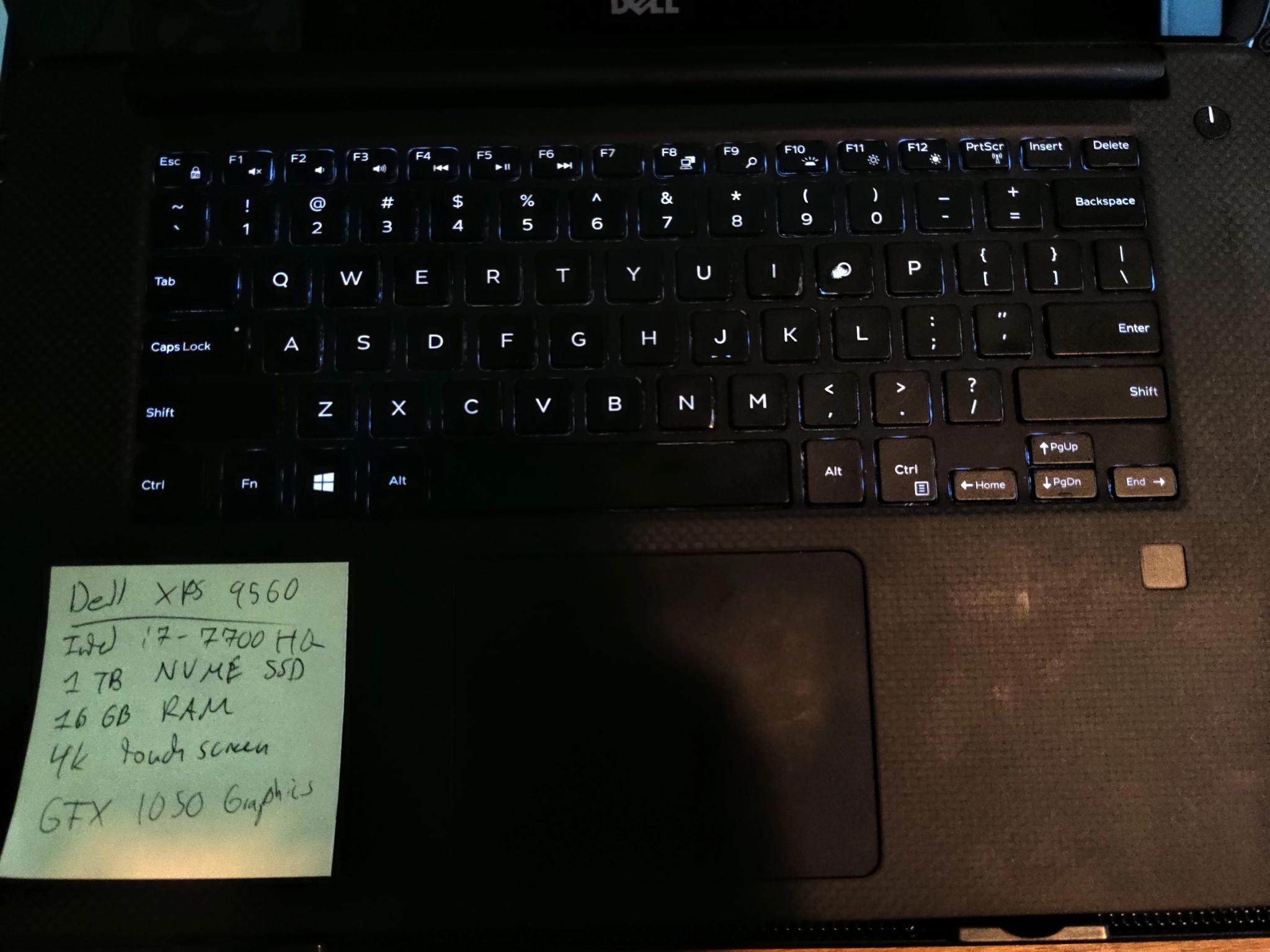 Dell XPS 9560 (4k, i7, 16GB, 1TB, 1050)