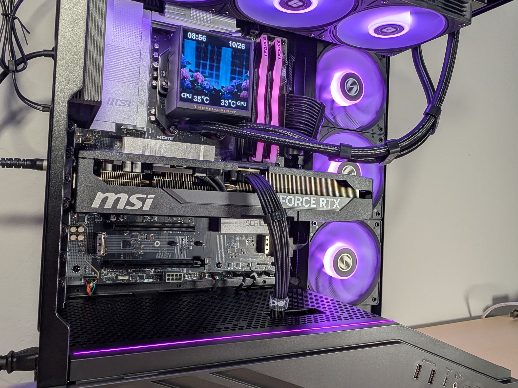 RTX 5080 // Ryzen 7 9850x3D // 32GB DDR5 // 2TB Gen4 NVMe // WiFi 7