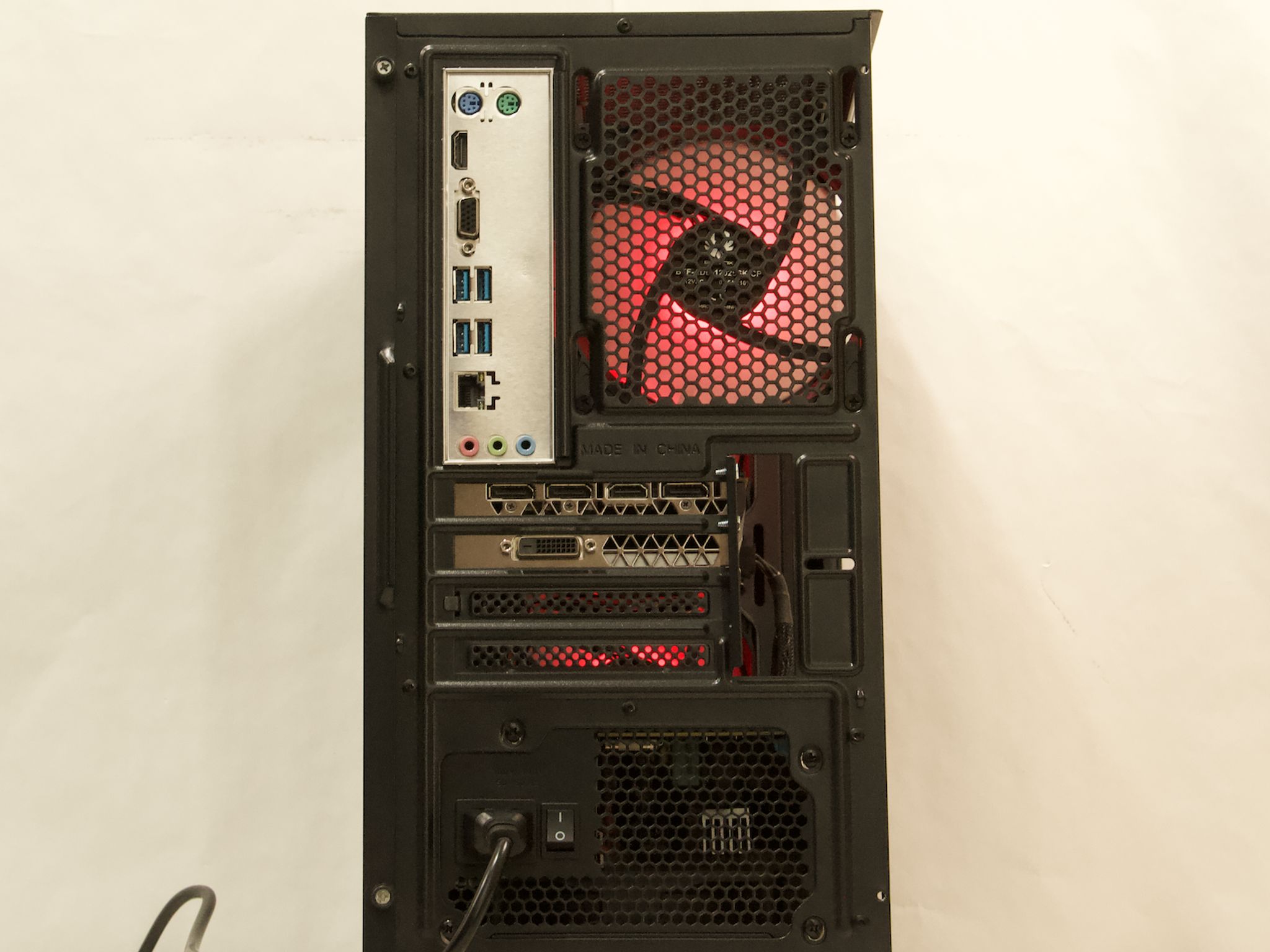 Ryzen 5 3600, GTX 1070, 16GB DDR4, 512GB NVMe SSD, WiFi - Custom Gaming PC