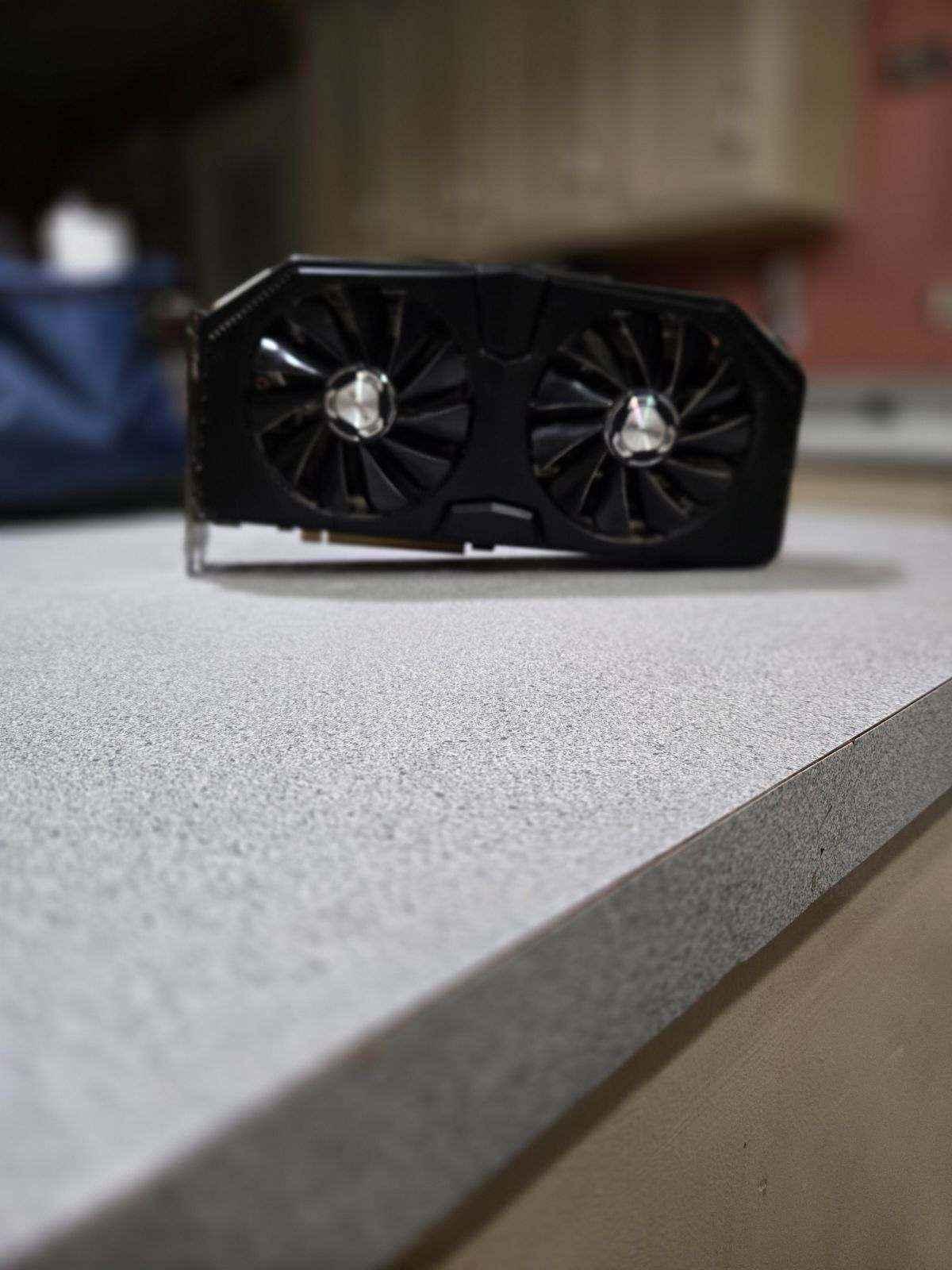 *BROKEN* XFX 5700XT