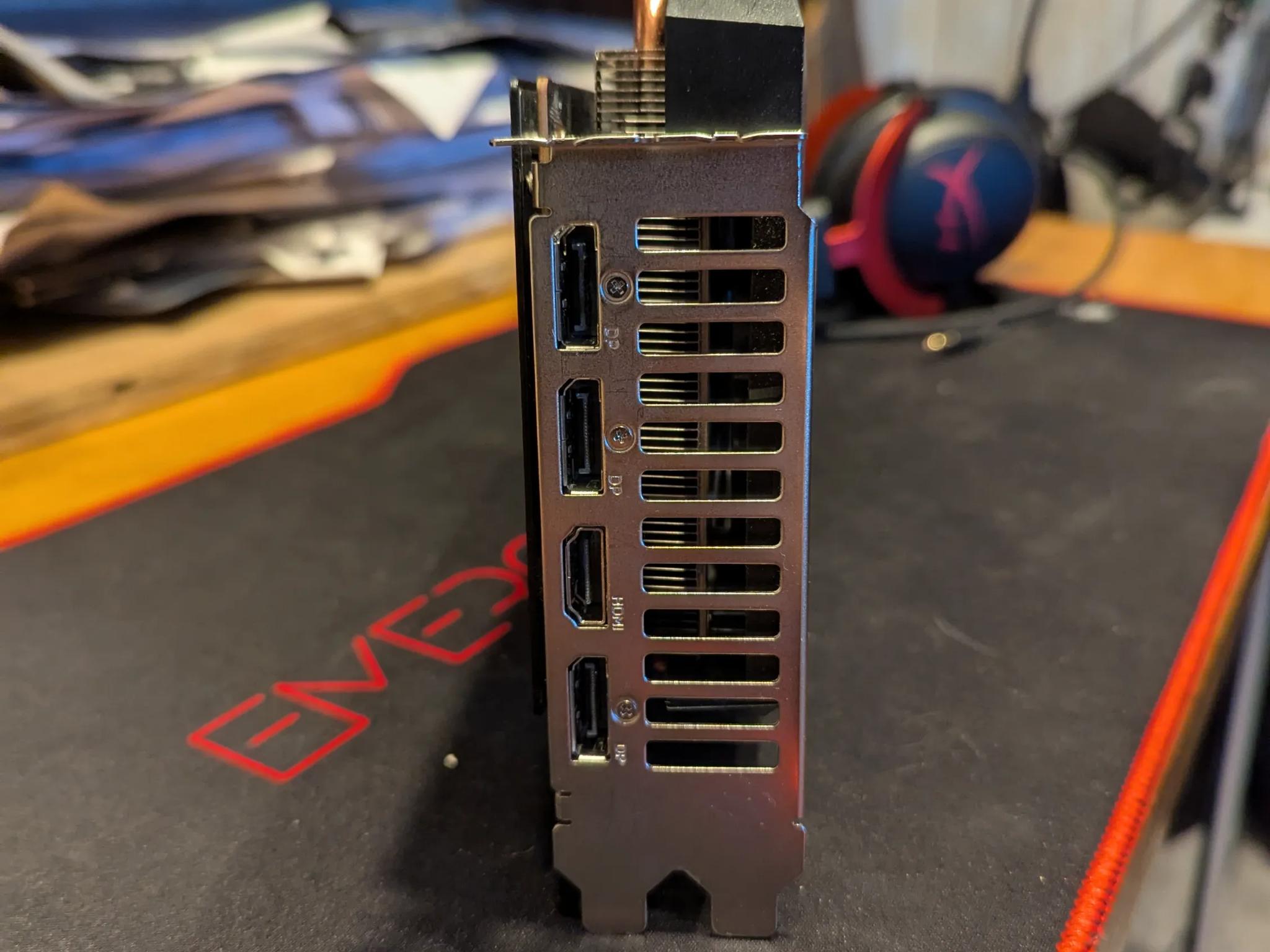 ASROCK RX 6700xt