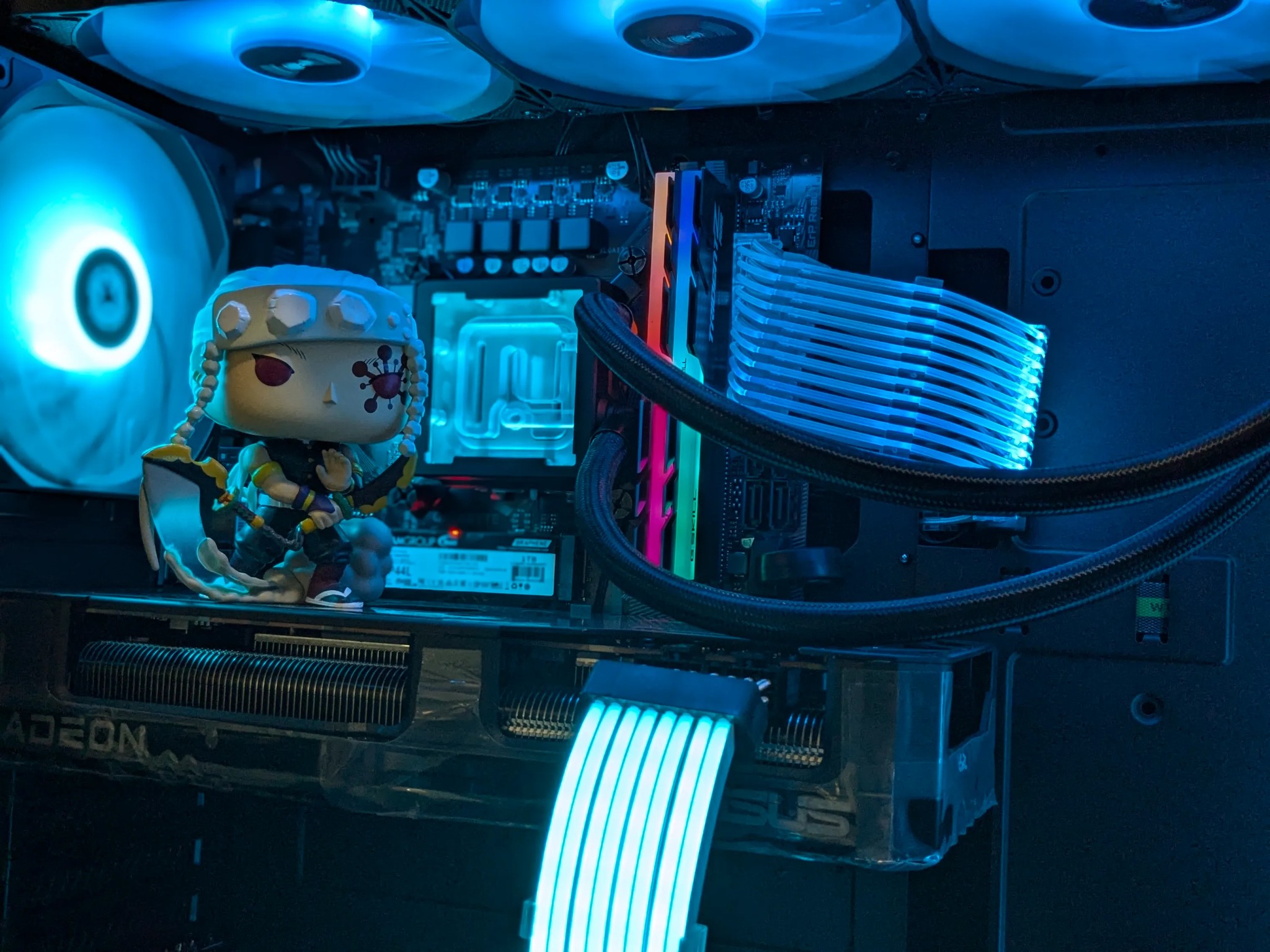 🔥Demon Slayer/Dark Flux🔥⚫️RX 7800XT⚫️I5-12600K⚫️32GB Warhawk RAM⚫️1TB NVMe SSD⚫️Windows 11