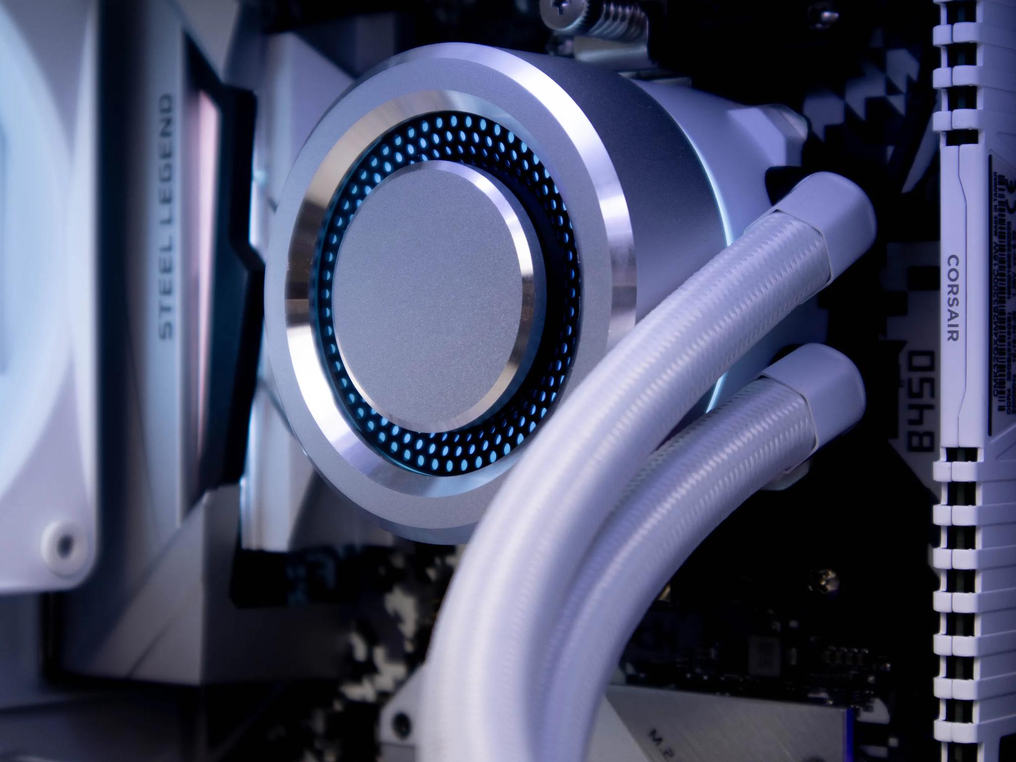 ~Snowstorm~ (RTX 3070 | Ryzen 5 5600X | 32gb RAM)