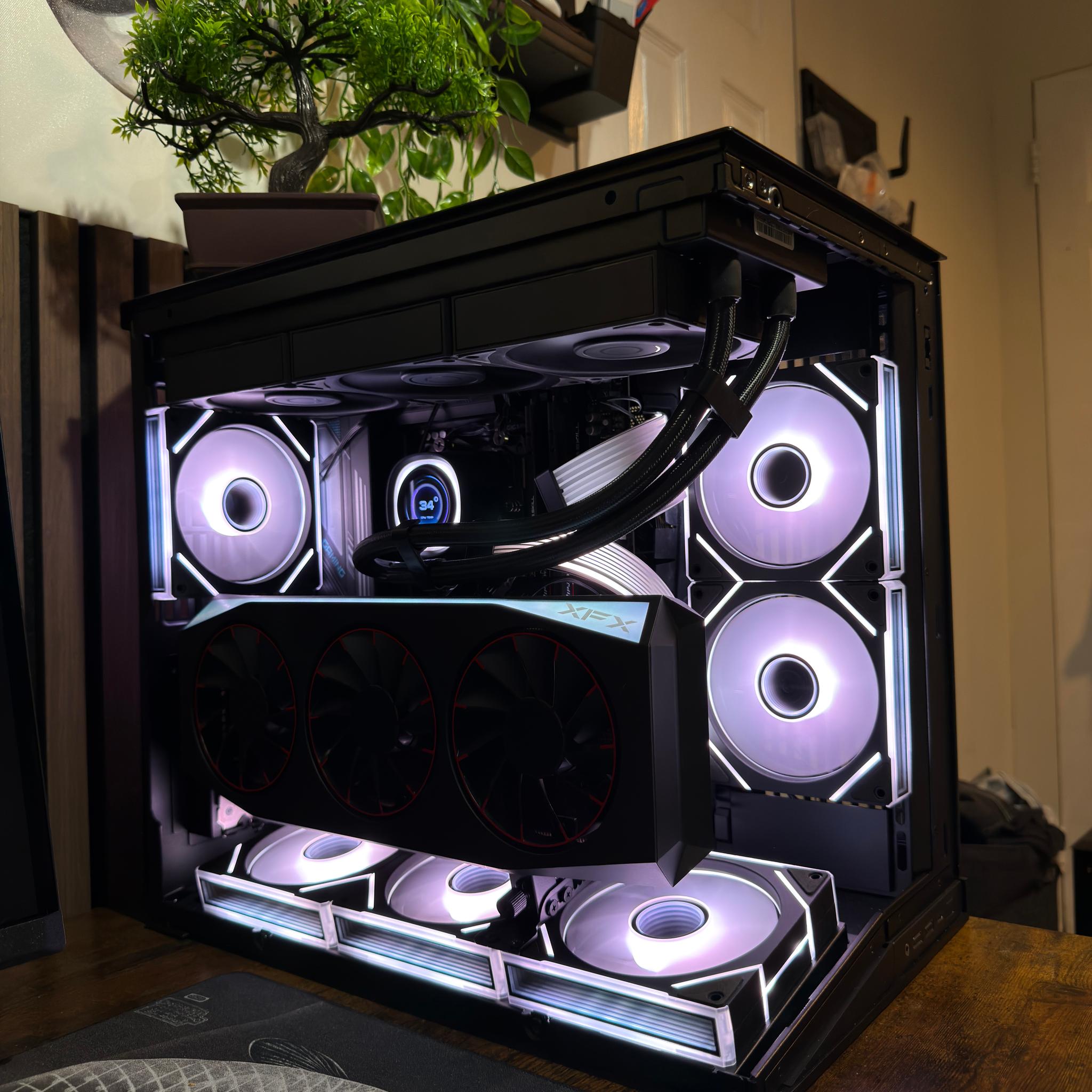 🔥 High-End Gaming PC – Ryzen 7 7800X3D + RX 9070 XT | 32GB DDR5 | 2TB NVMe 🔥