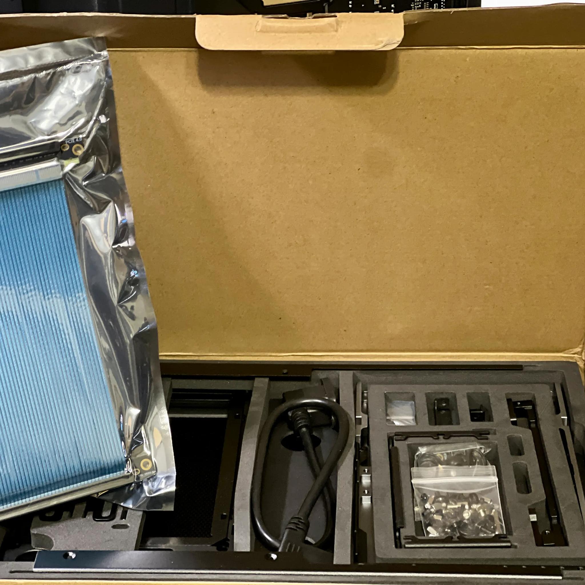 FormD T1 Sandwich kit, version 2.1 - Titanium w/ black sides, includes PCIe 4.0 riser cable