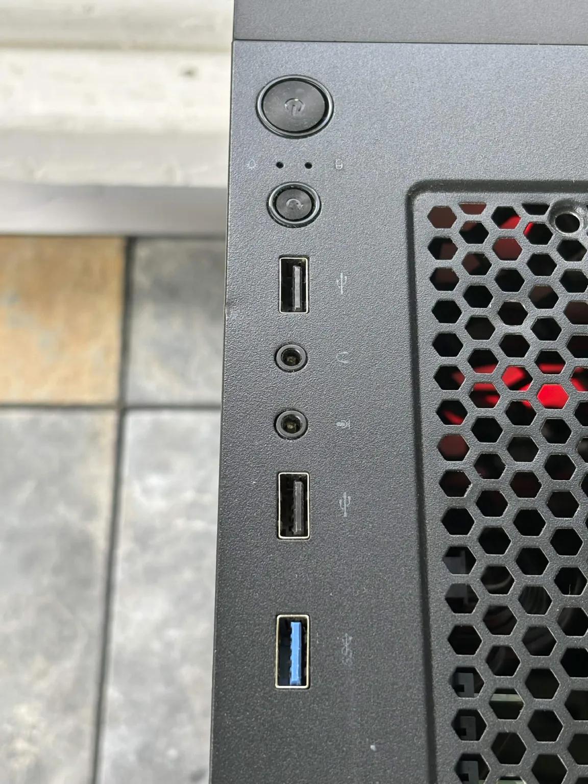 BLACK CAT CUSTOMS — SHADOWCLAW i5-8400/1660/32GB RAM/ 1.25 Storage