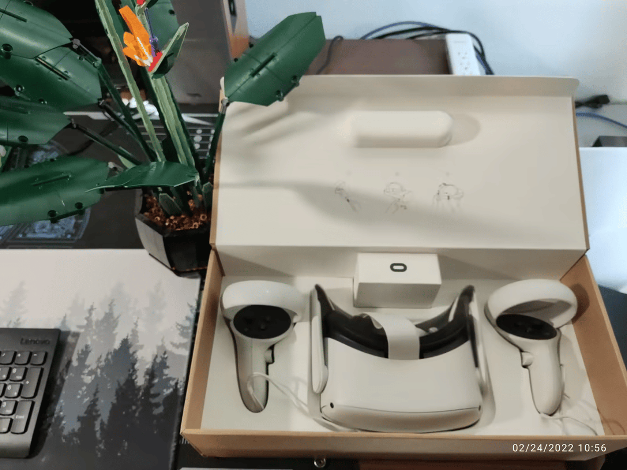 Oculus Quest 2 64GB VR Kit - No PC required!