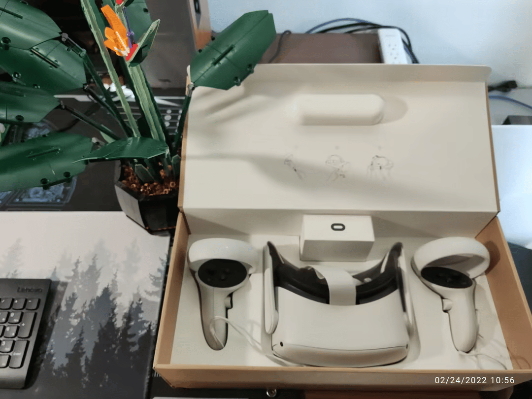 Oculus Quest 2 64GB VR Kit - No PC required!