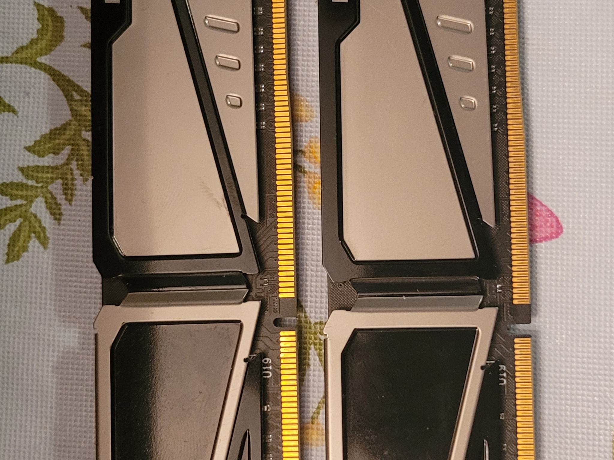 intel i5 6600k + TForce ddr4 kit (includes cooler)