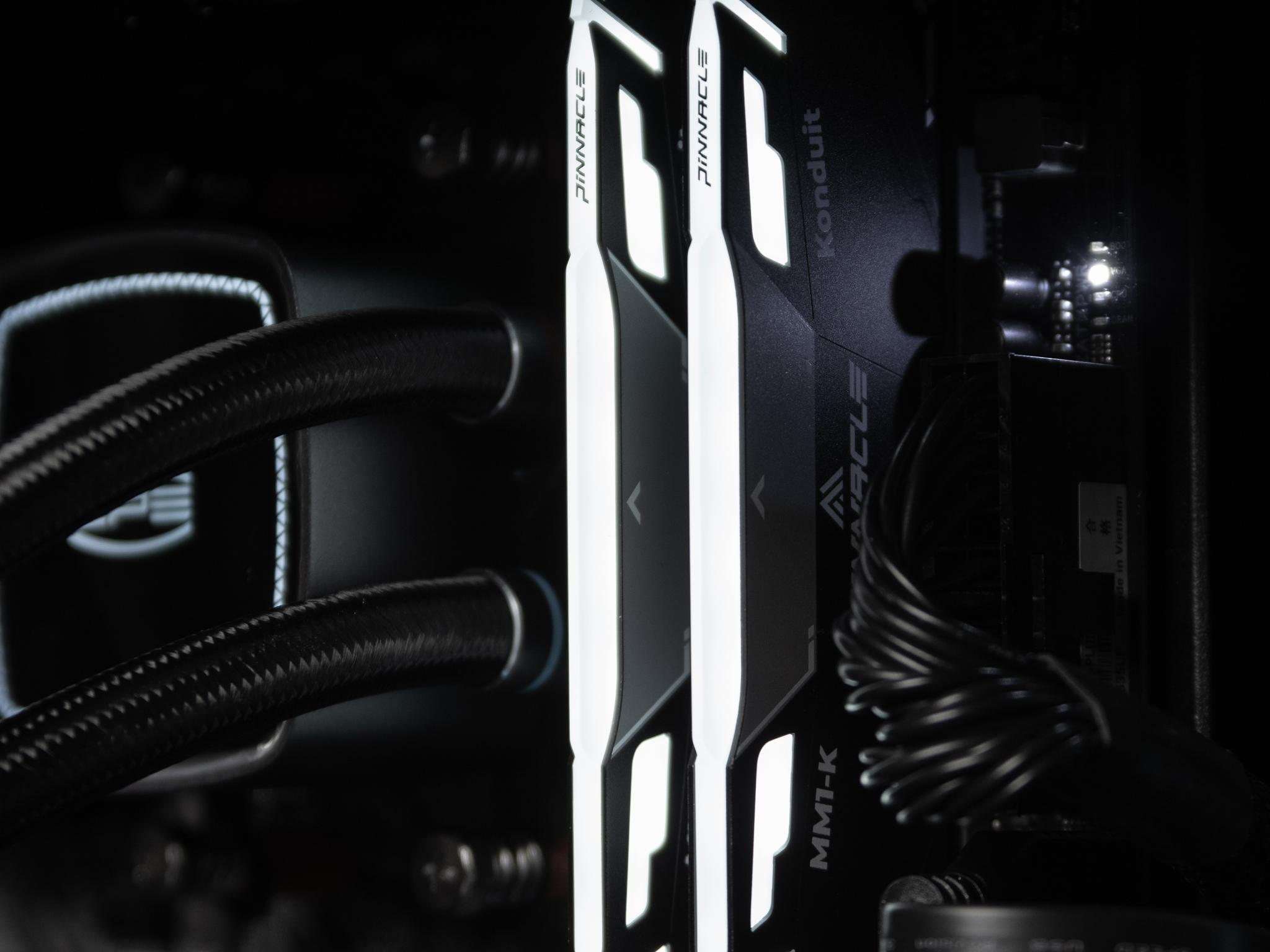“Predarc” RX 7700 XT 32GB Ryzen 7 Windows 11 1TB Gaming PC Powerhouse