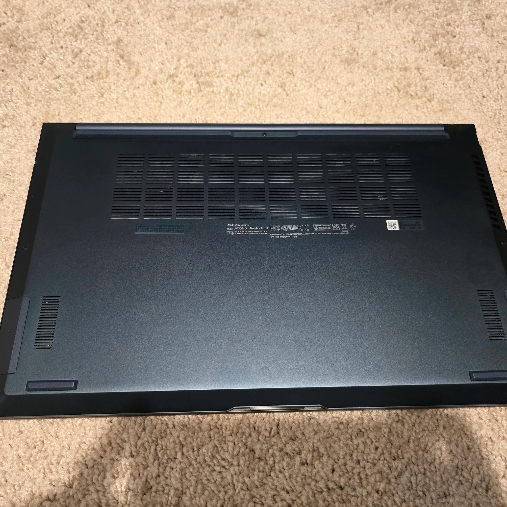 Asus zenbook 15 OLED